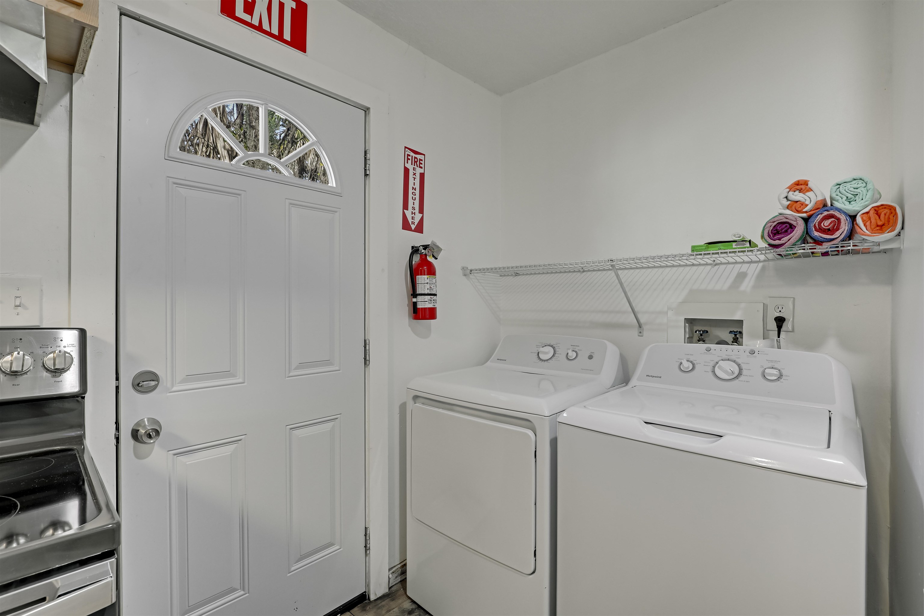 Image 34 of 52 For 237 Riberia St