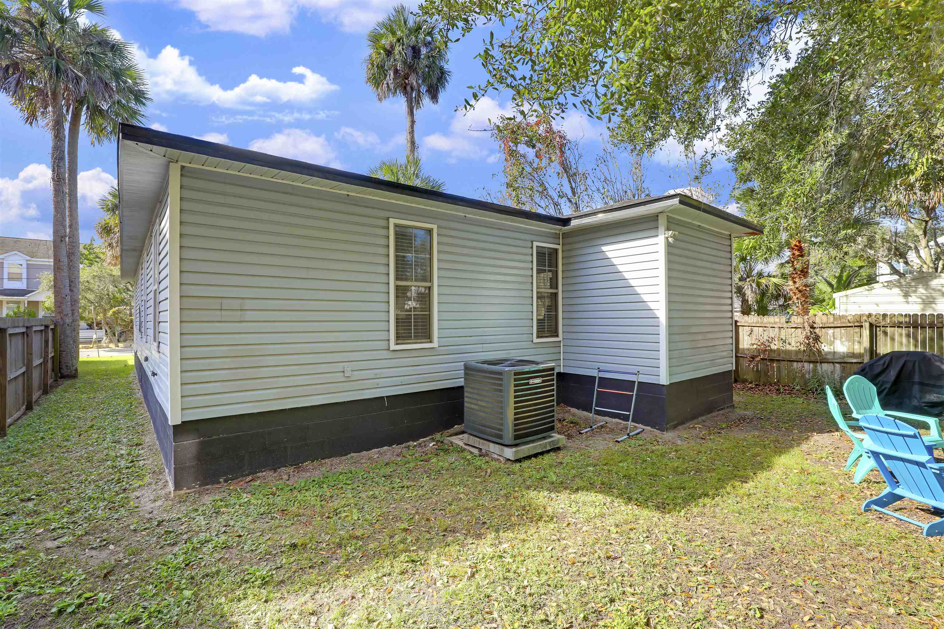 Image 35 of 52 For 237 Riberia St