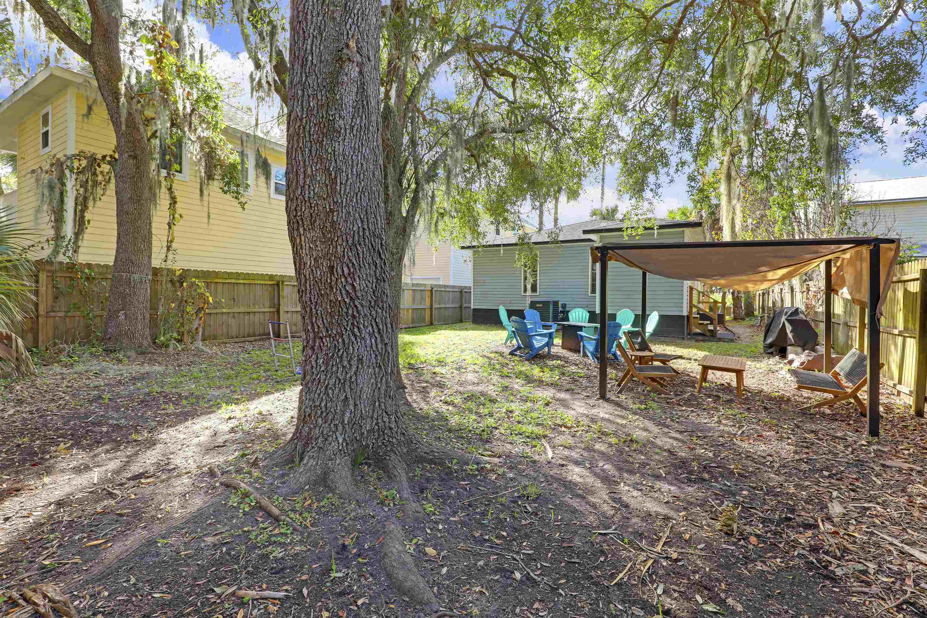 Image 37 of 52 For 237 Riberia St