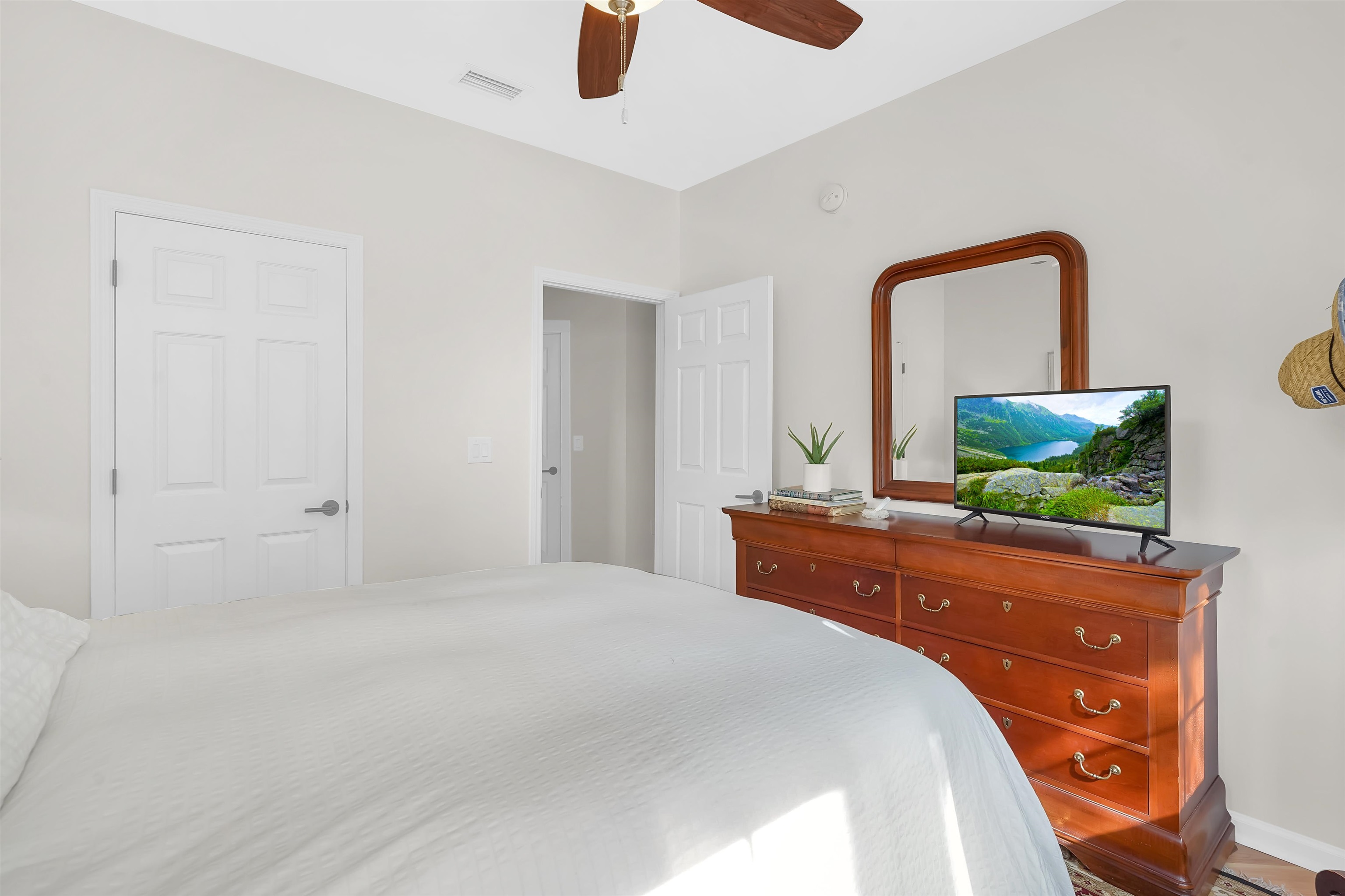 Image 28 of 47 For 4629 Serena Cir