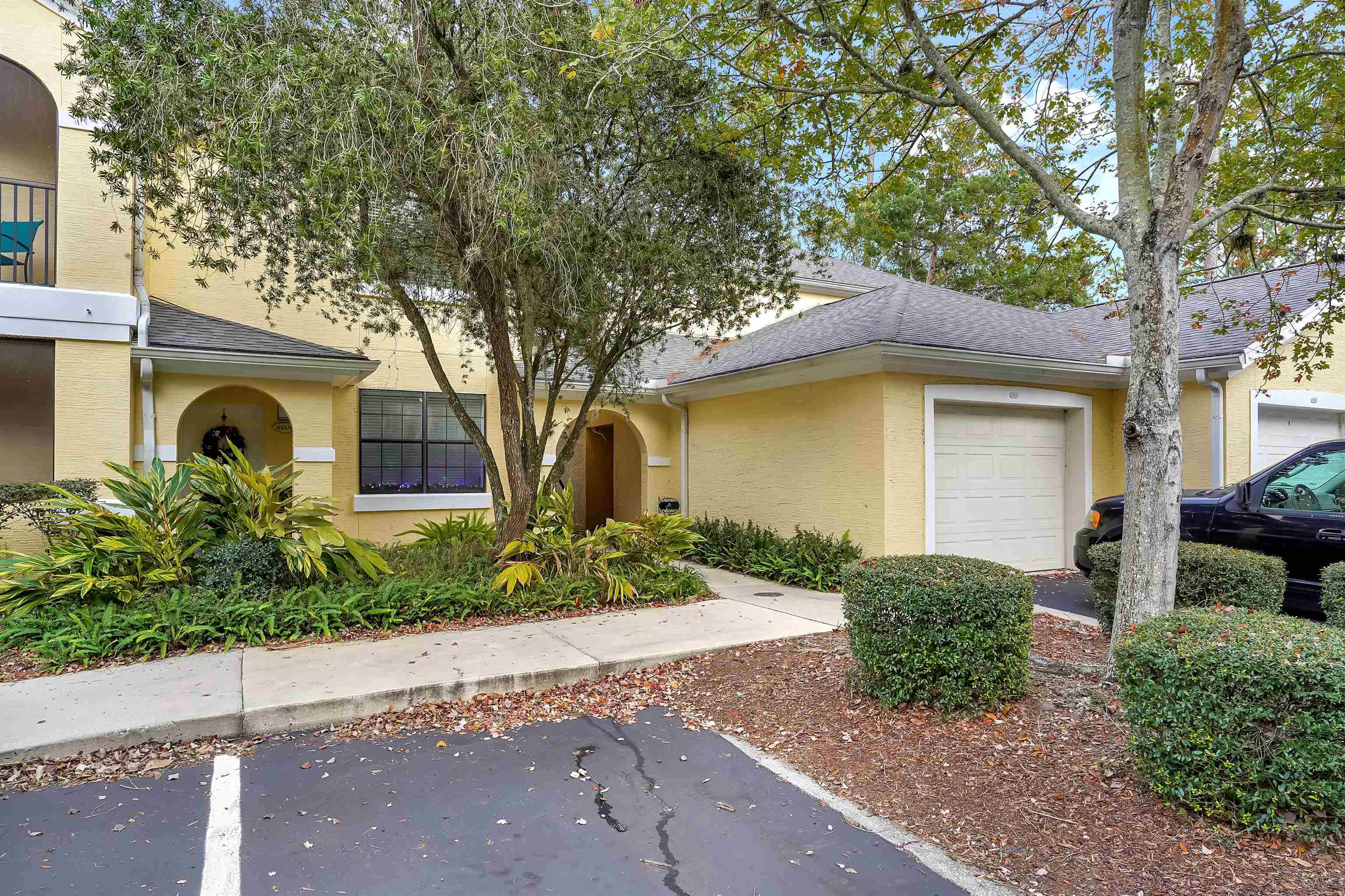 Image 5 of 47 For 4629 Serena Cir