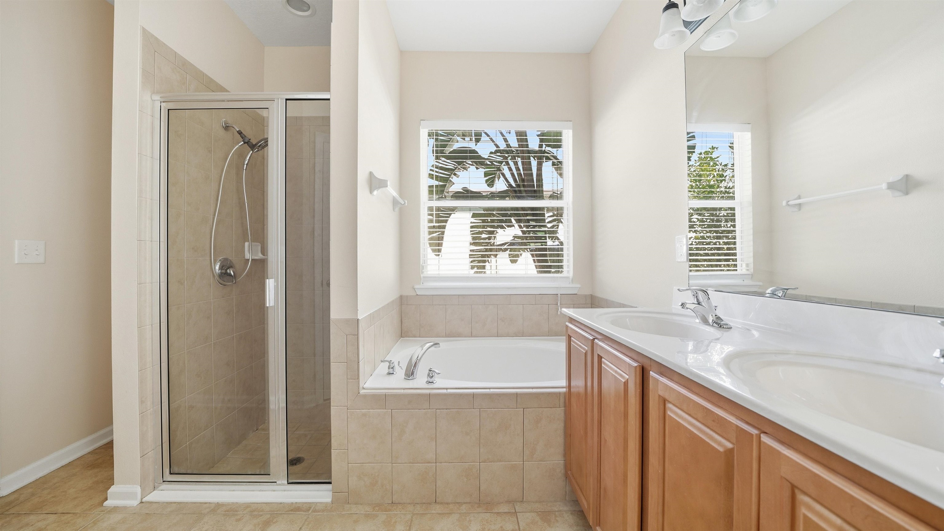 Image 21 of 65 For 1121 Overdale Rd