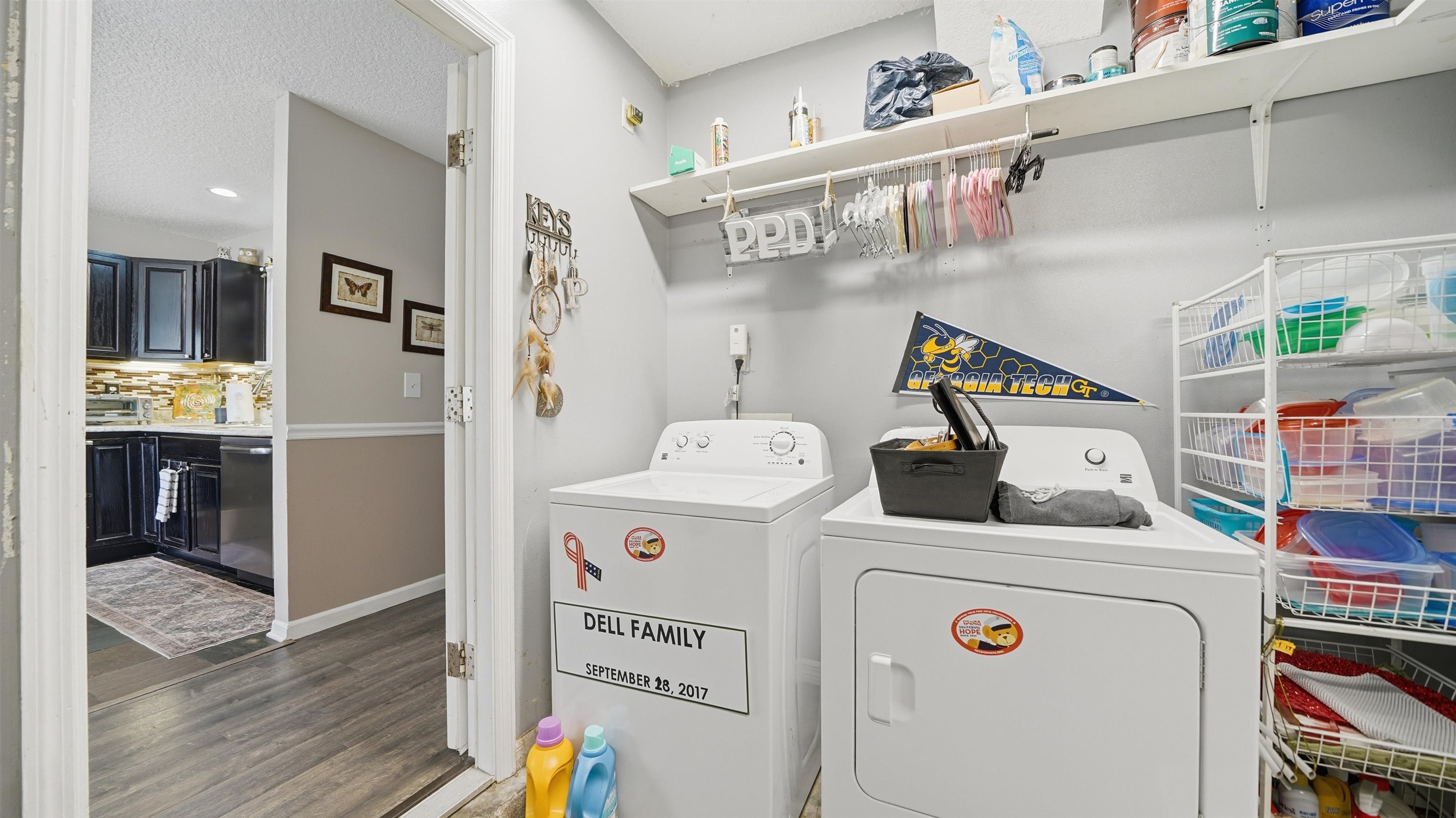 Image 25 of 39 For 1404 Diana Dr