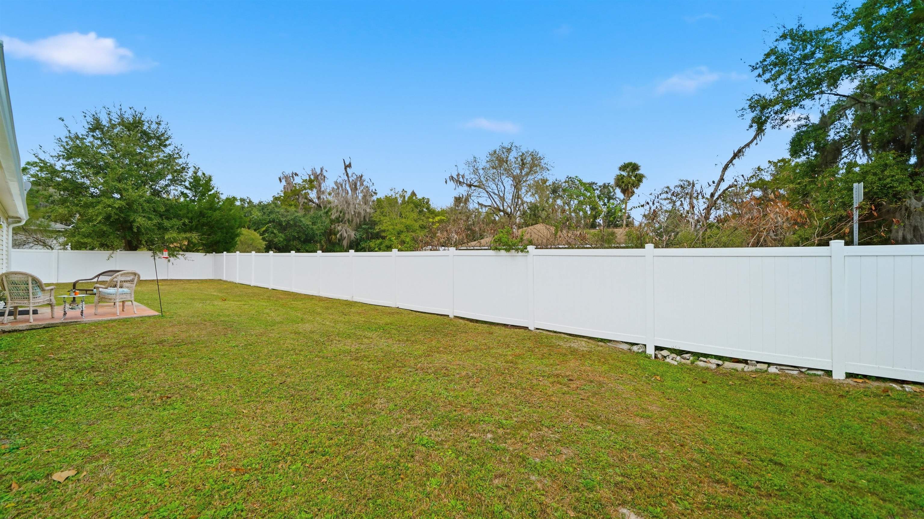 Image 29 of 39 For 1404 Diana Dr