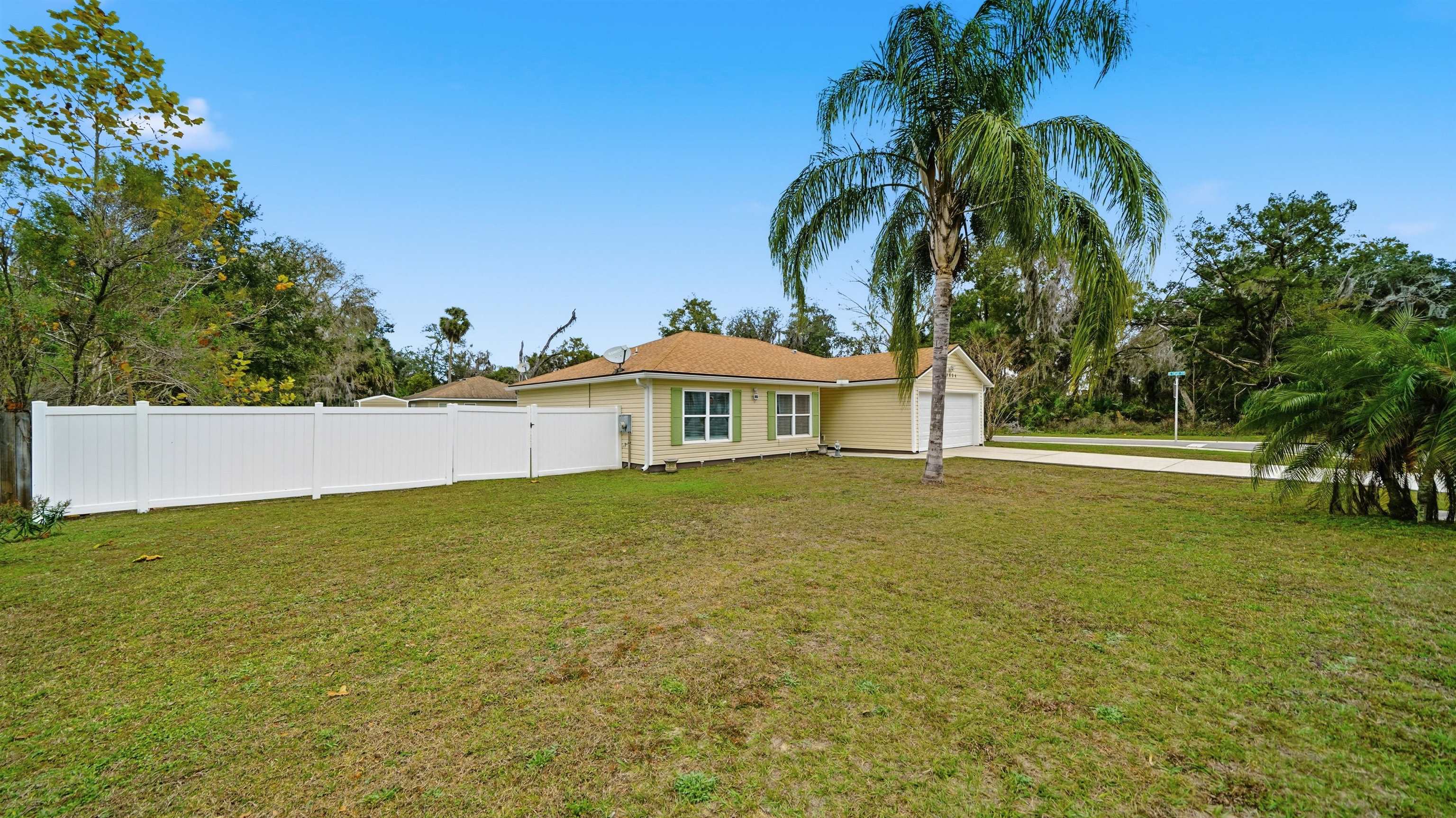 Image 33 of 39 For 1404 Diana Dr