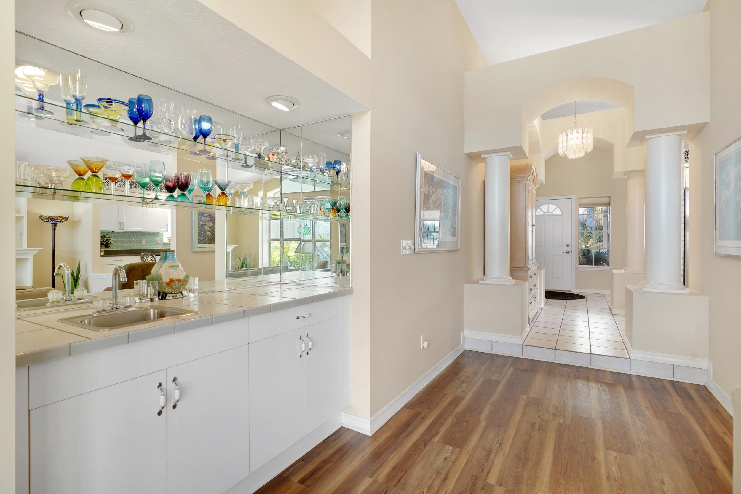 Image 24 of 42 For 101 Marsh Place North