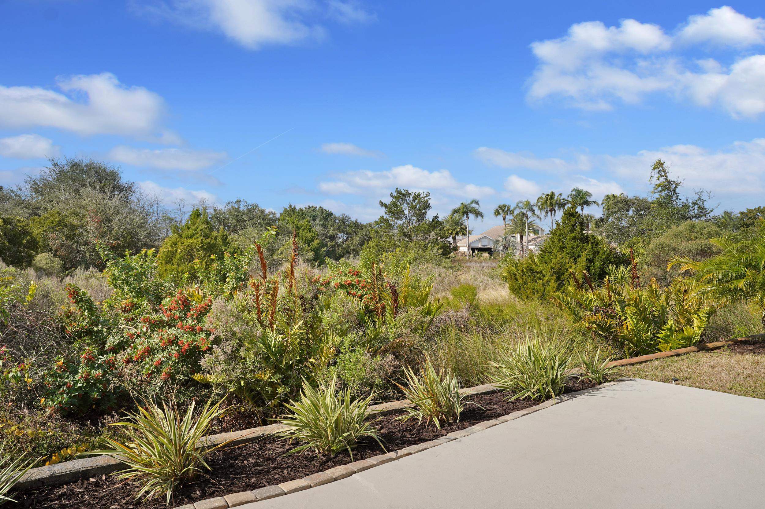 Image 33 of 42 For 101 Marsh Place North