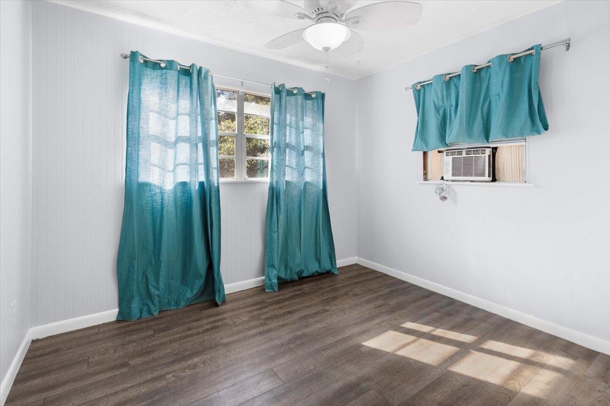 Image 17 of 35 For 33 Arenta St