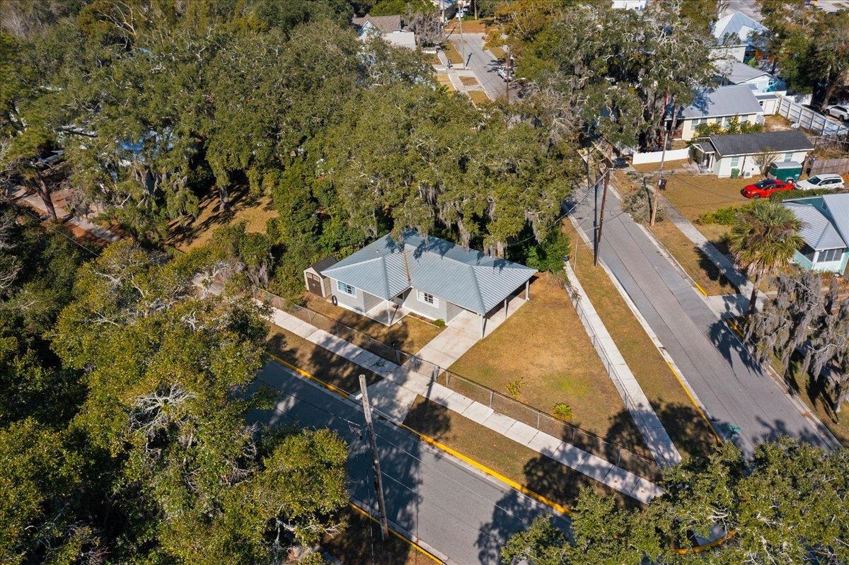 Image 23 of 35 For 33 Arenta St