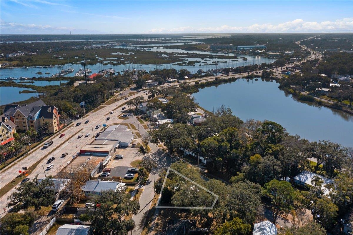 Image 29 of 35 For 33 Arenta St