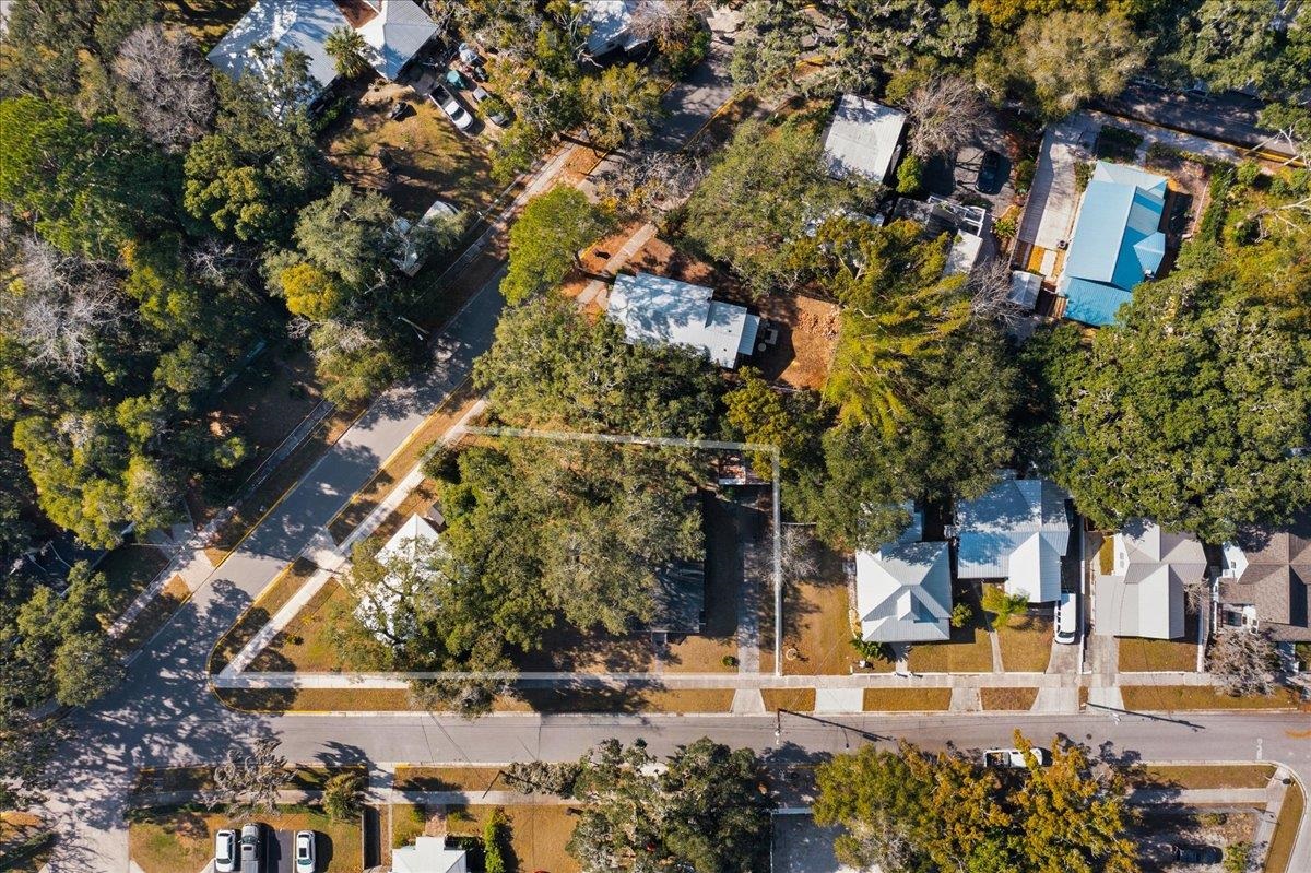 Image 30 of 35 For 33 Arenta St