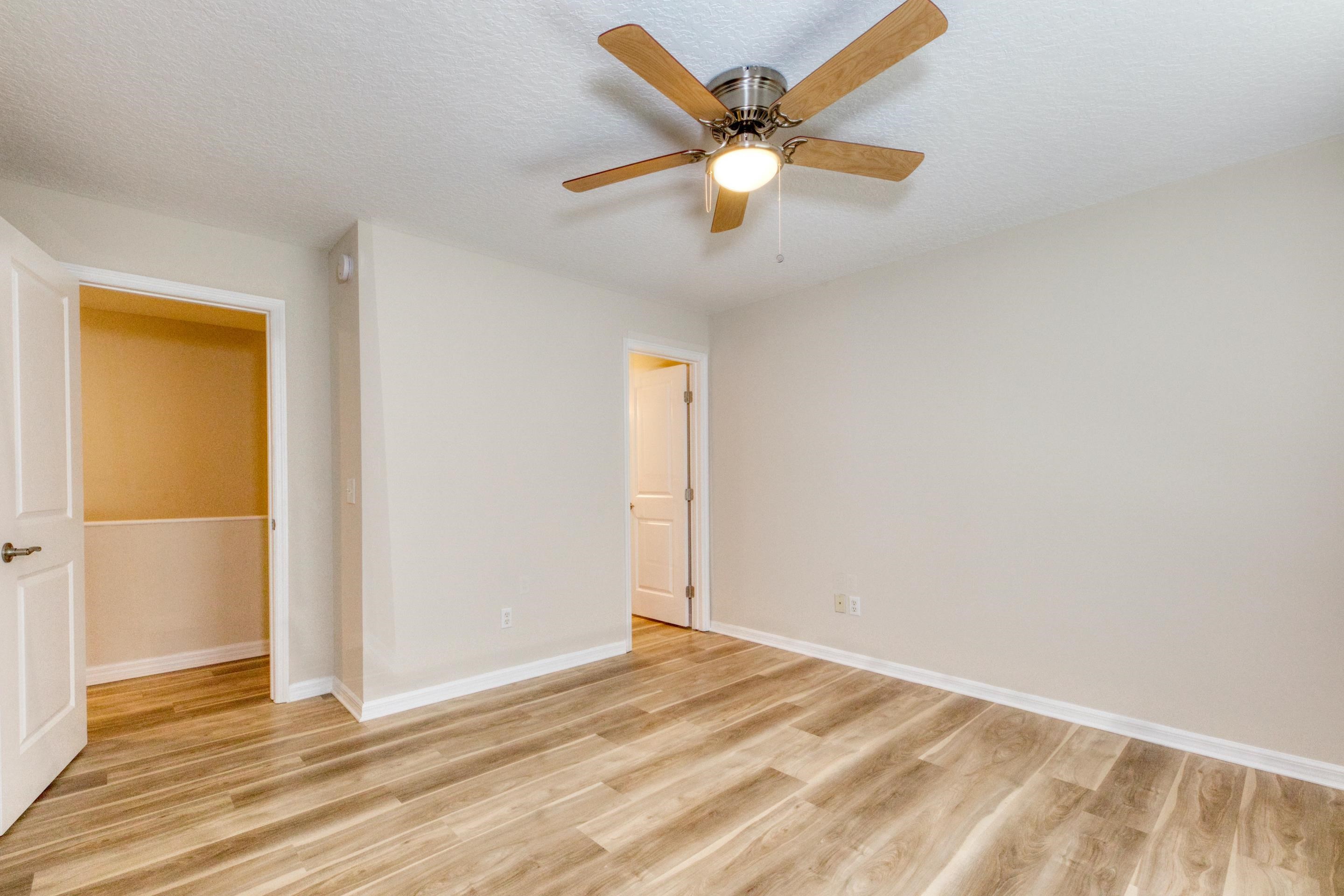 Image 48 of 68 For 203 E St  