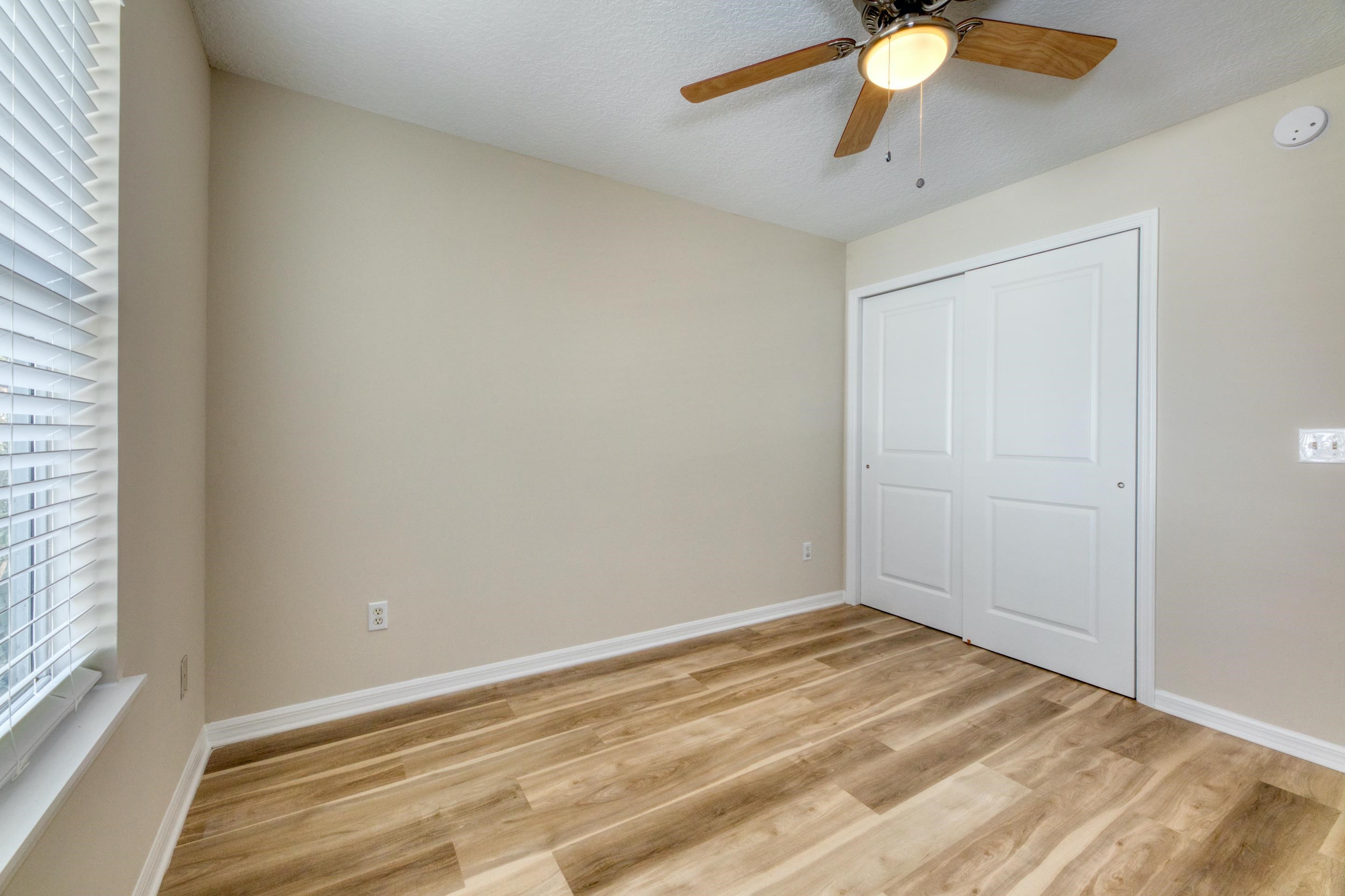 Image 52 of 68 For 203 E St  