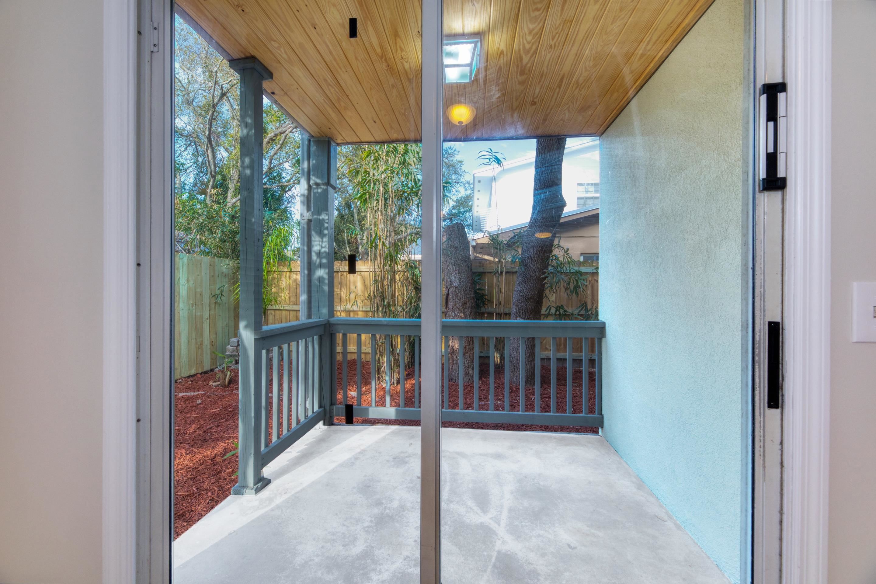 Image 54 of 68 For 203 E St  