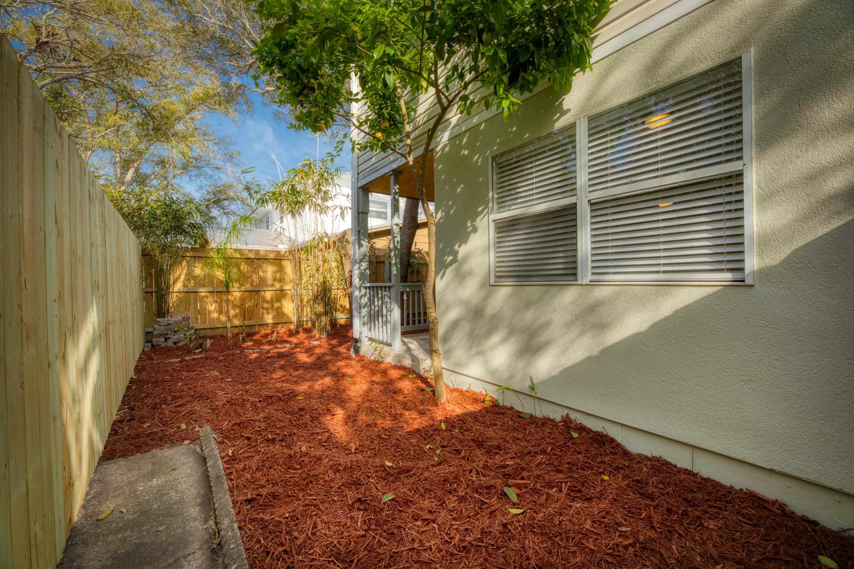 Image 59 of 68 For 203 E St  