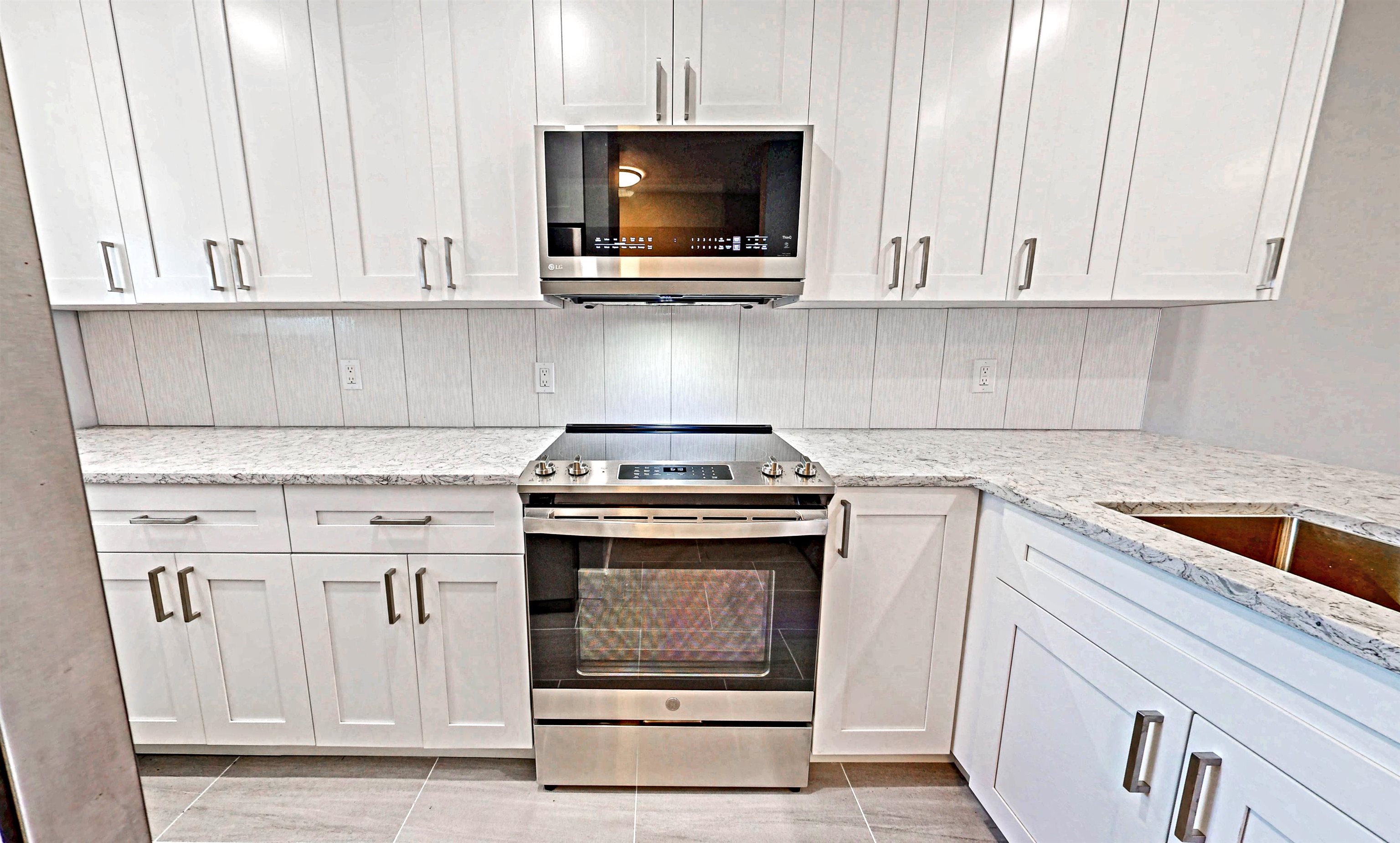 Image 6 of 47 For 650 Pope Rd. Unit 244 W 244