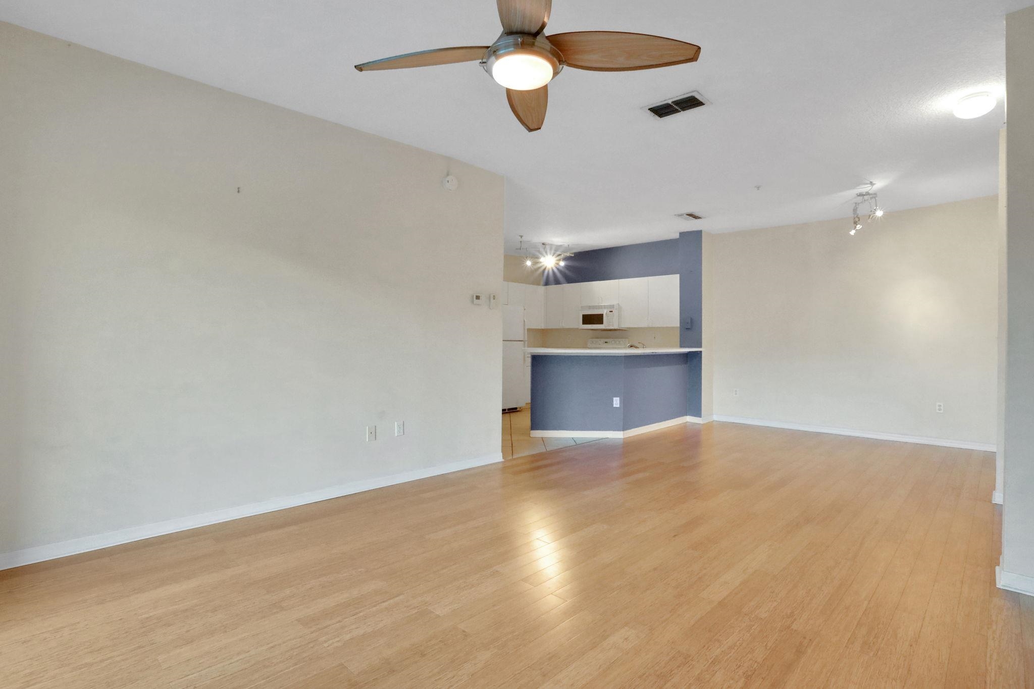 Image 2 of 47 For 510 Florida Club Blvd  304