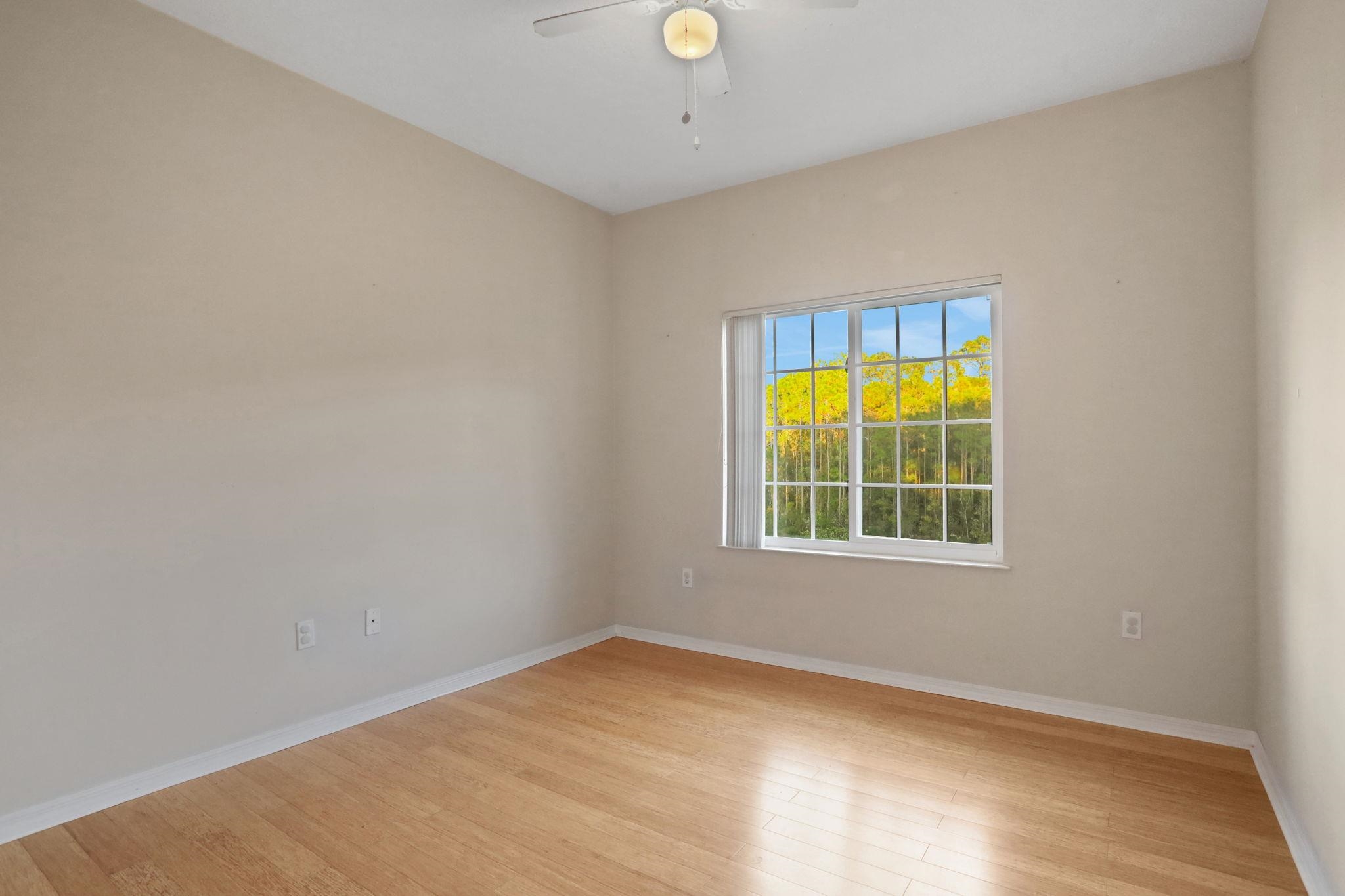 Image 22 of 47 For 510 Florida Club Blvd  304