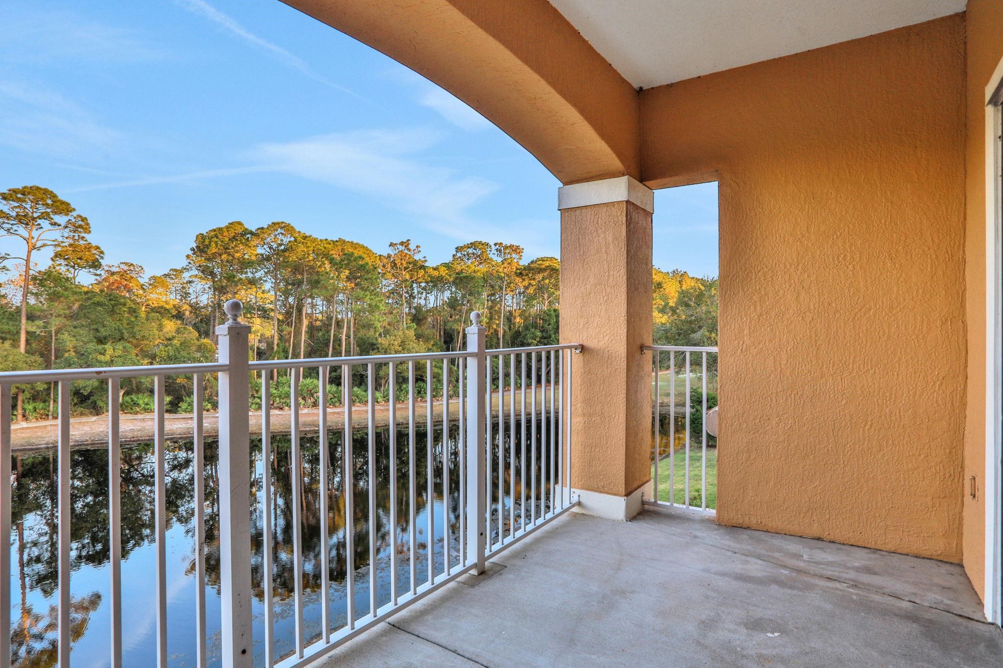 Image 27 of 47 For 510 Florida Club Blvd  304