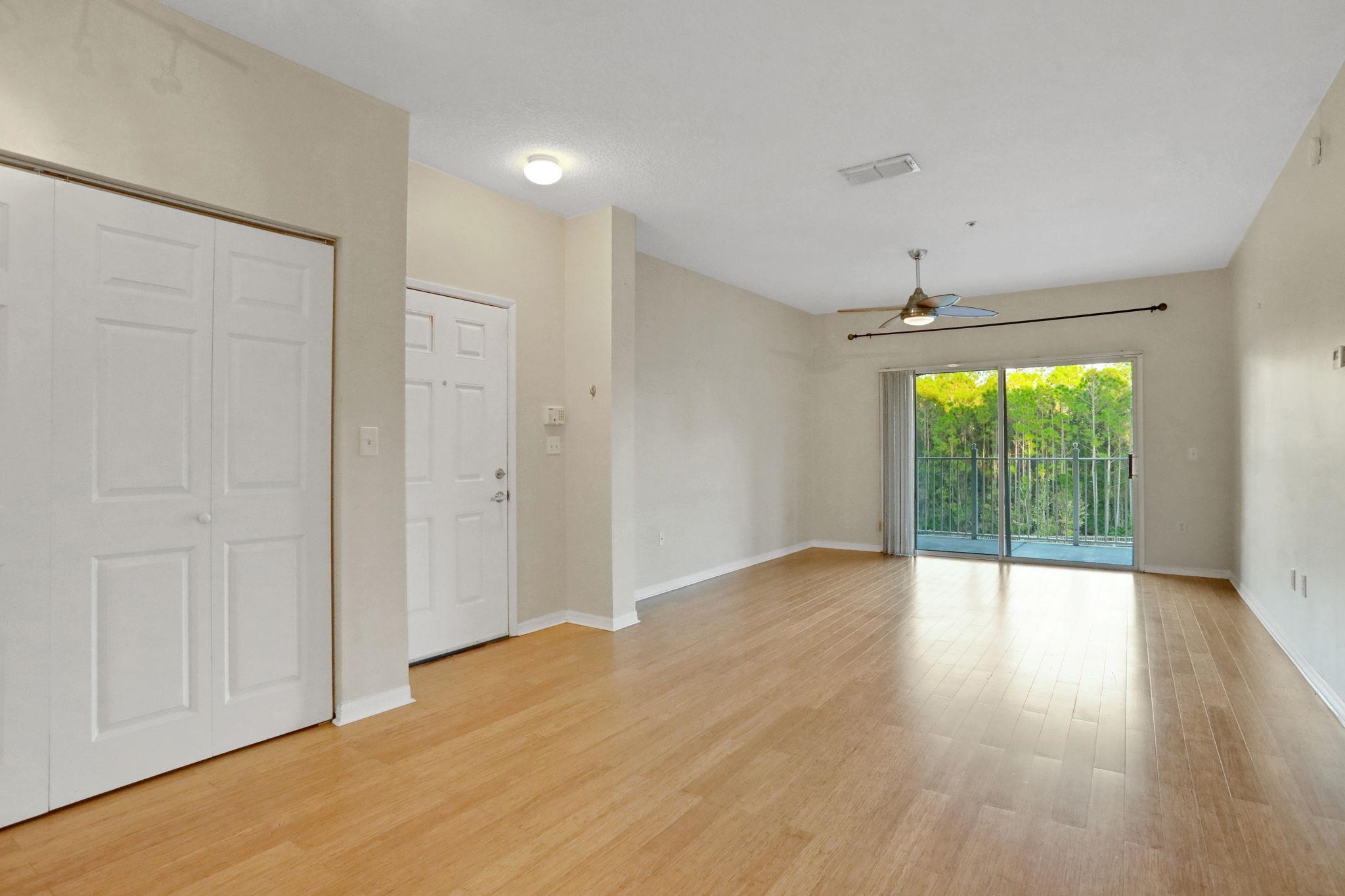 Image 4 of 47 For 510 Florida Club Blvd  304