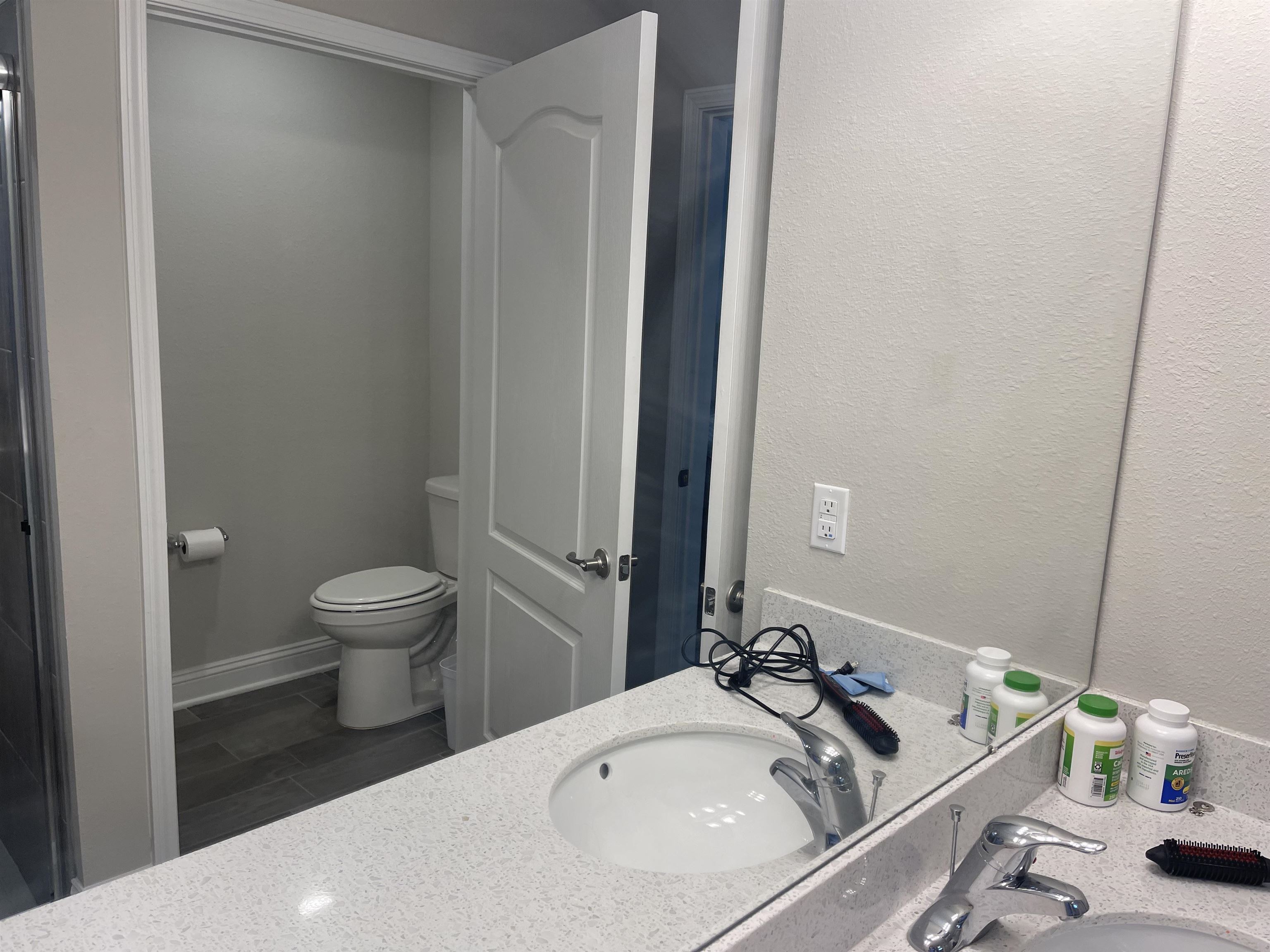 Image 22 of 42 For 28 Eagles Landing Ln