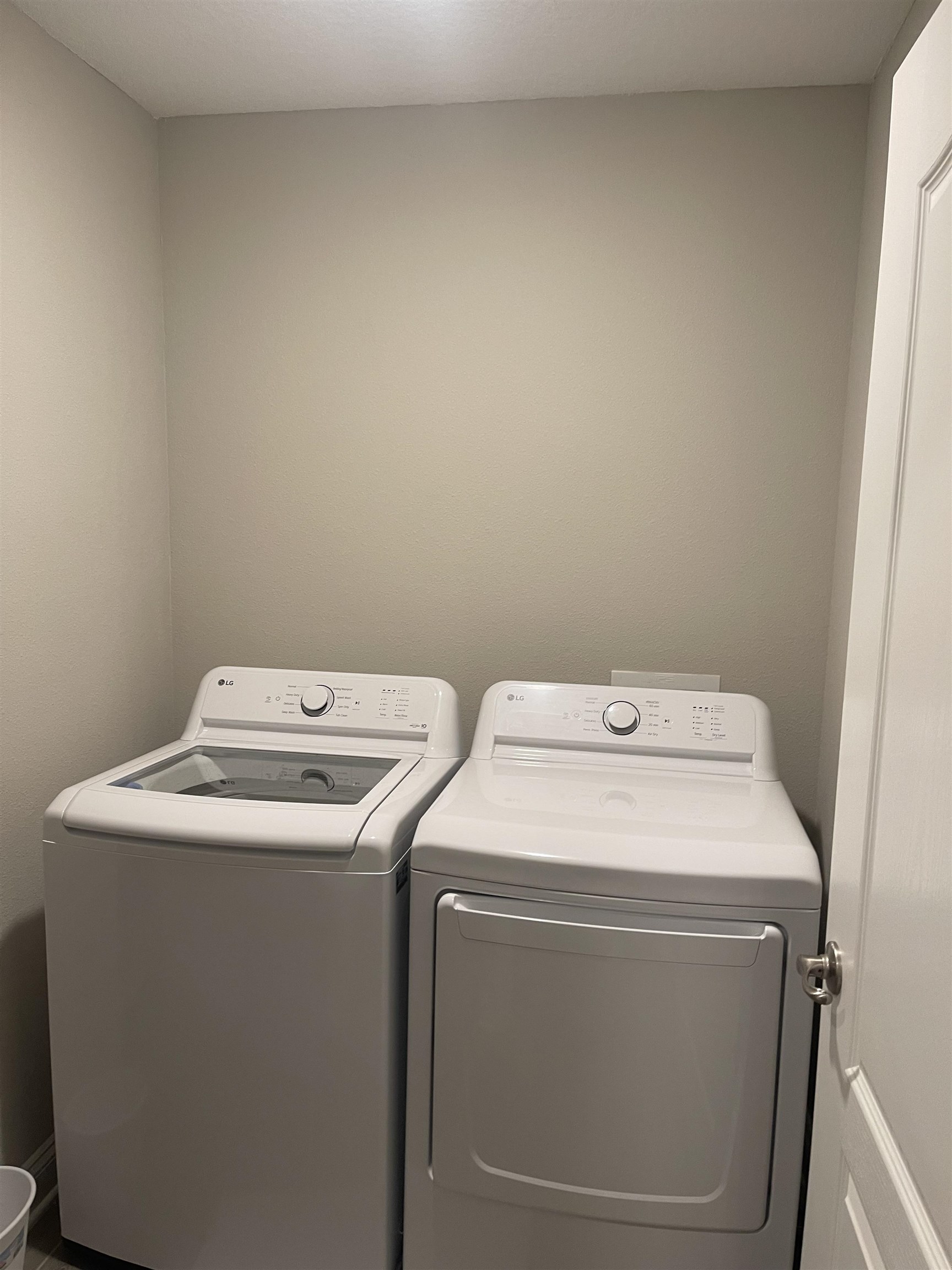 Image 29 of 42 For 28 Eagles Landing Ln