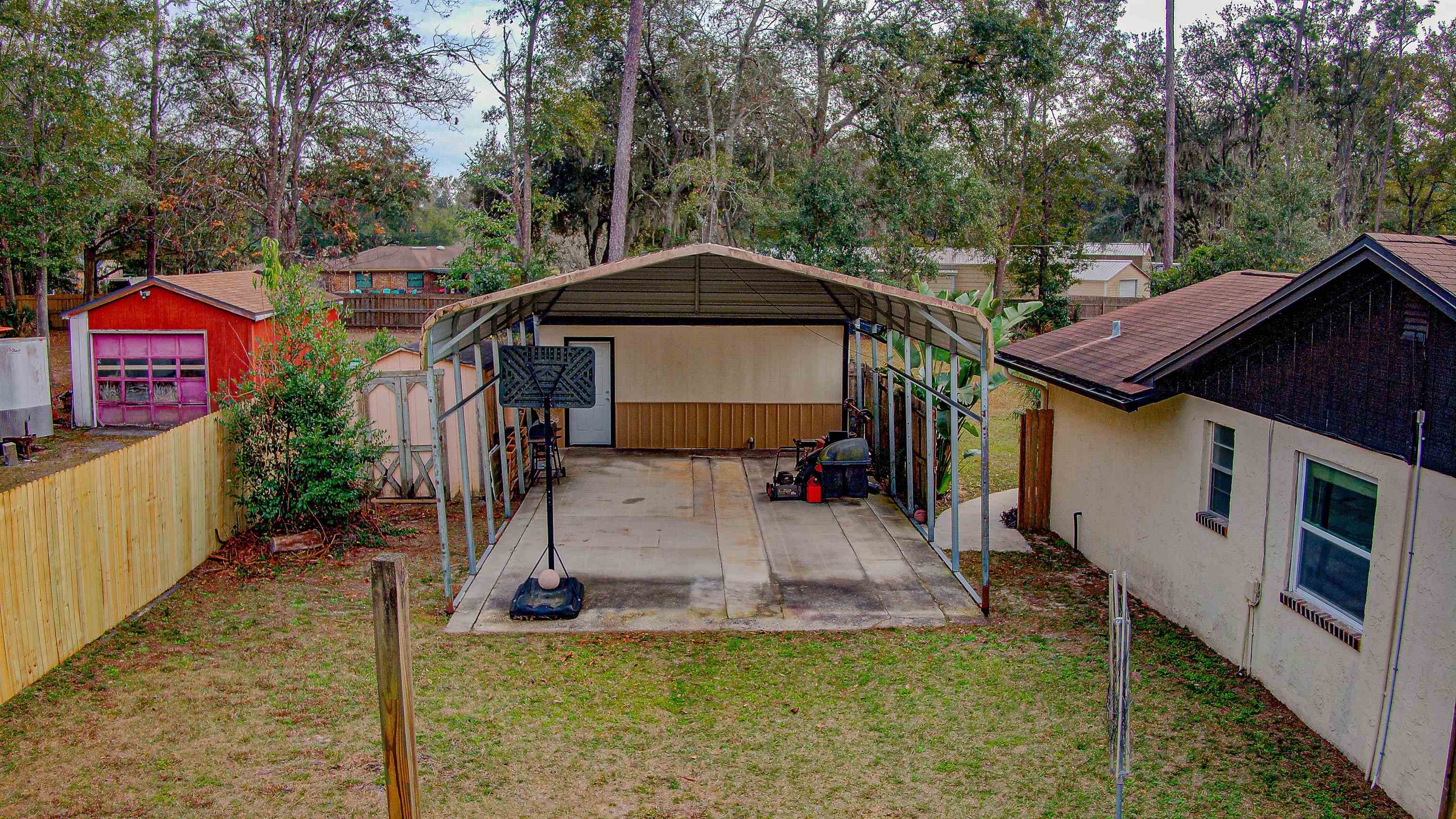 Image 15 of 89 For 4504 Wilderness Ln N