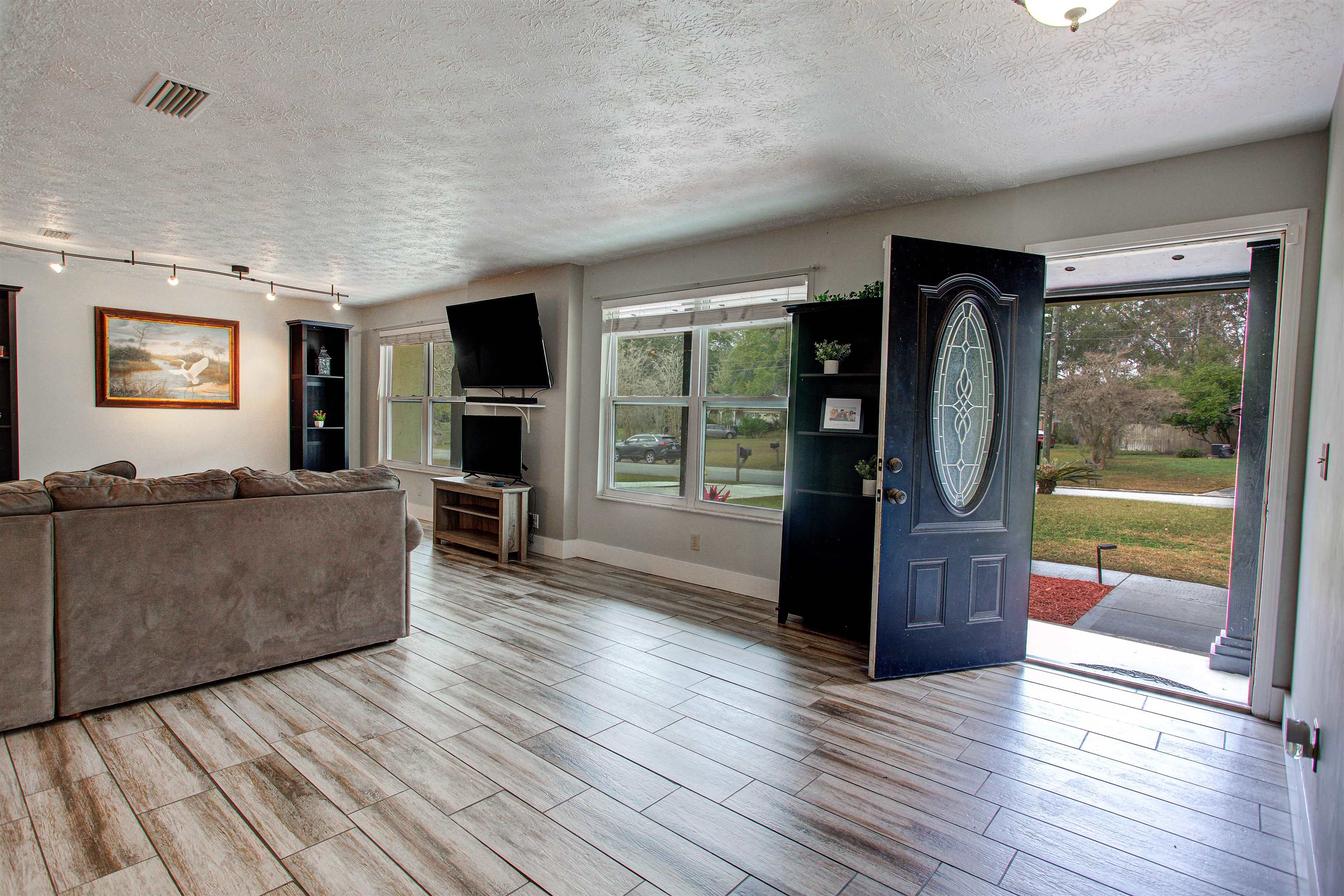 Image 28 of 89 For 4504 Wilderness Ln N