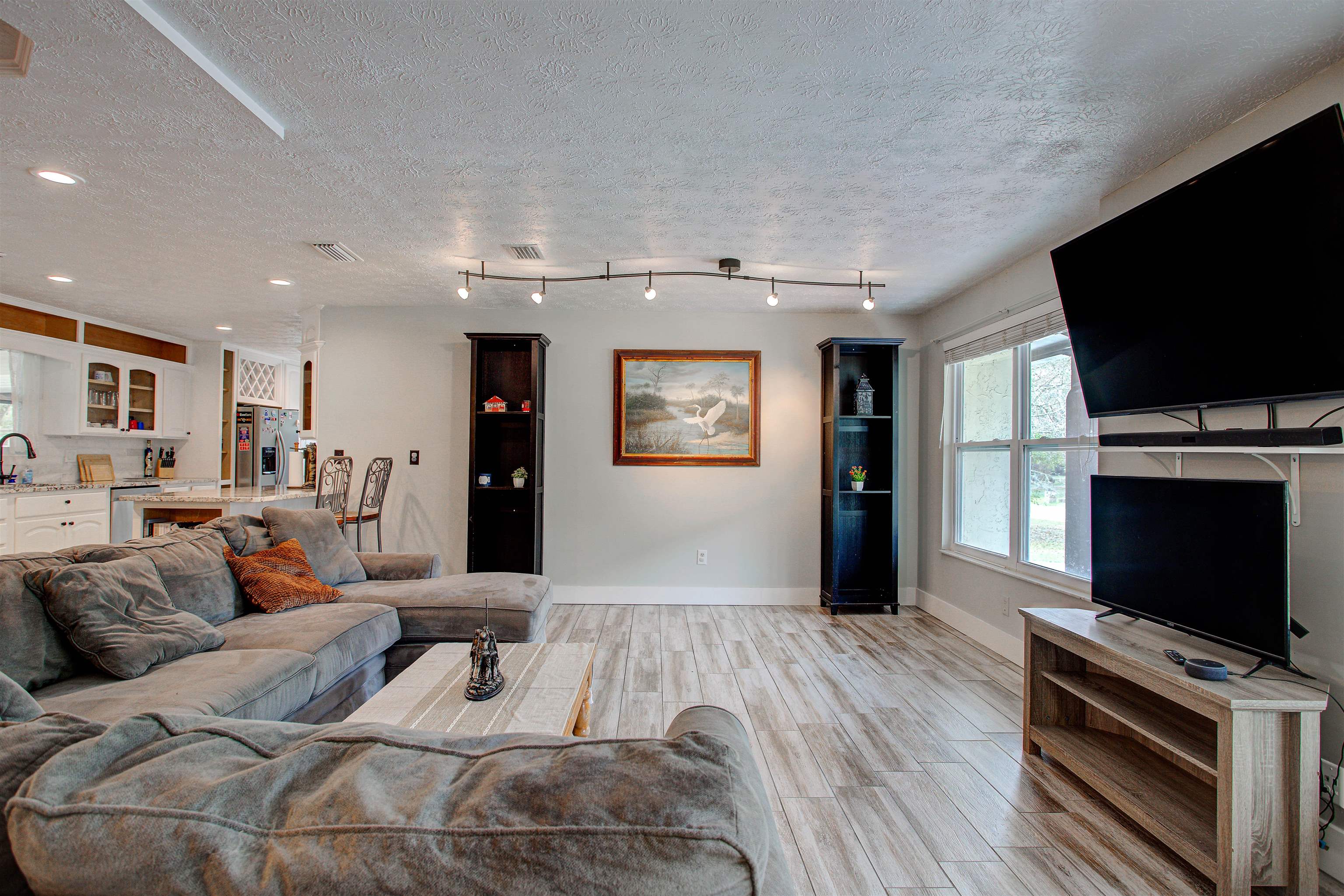 Image 31 of 89 For 4504 Wilderness Ln N