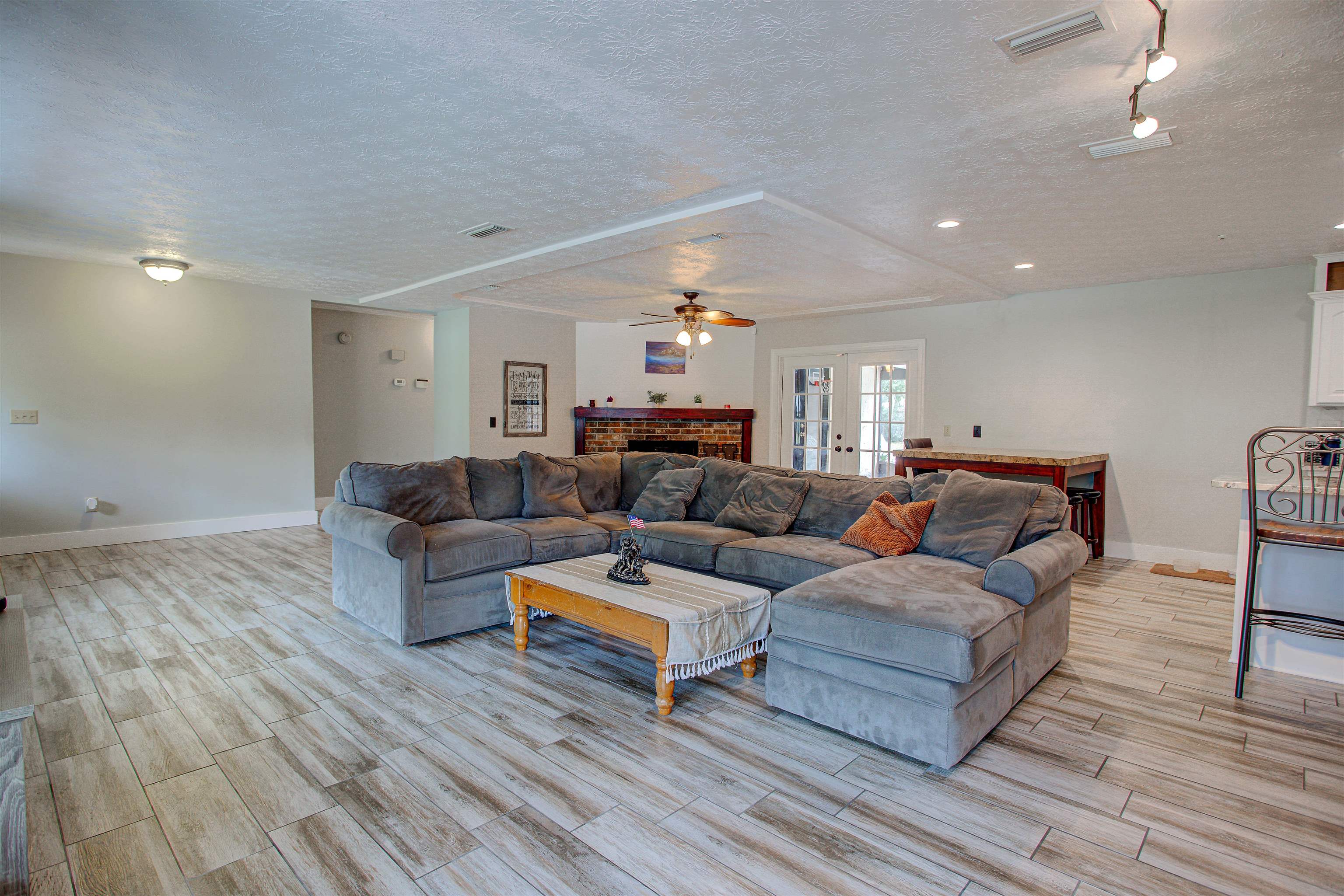 Image 38 of 89 For 4504 Wilderness Ln N