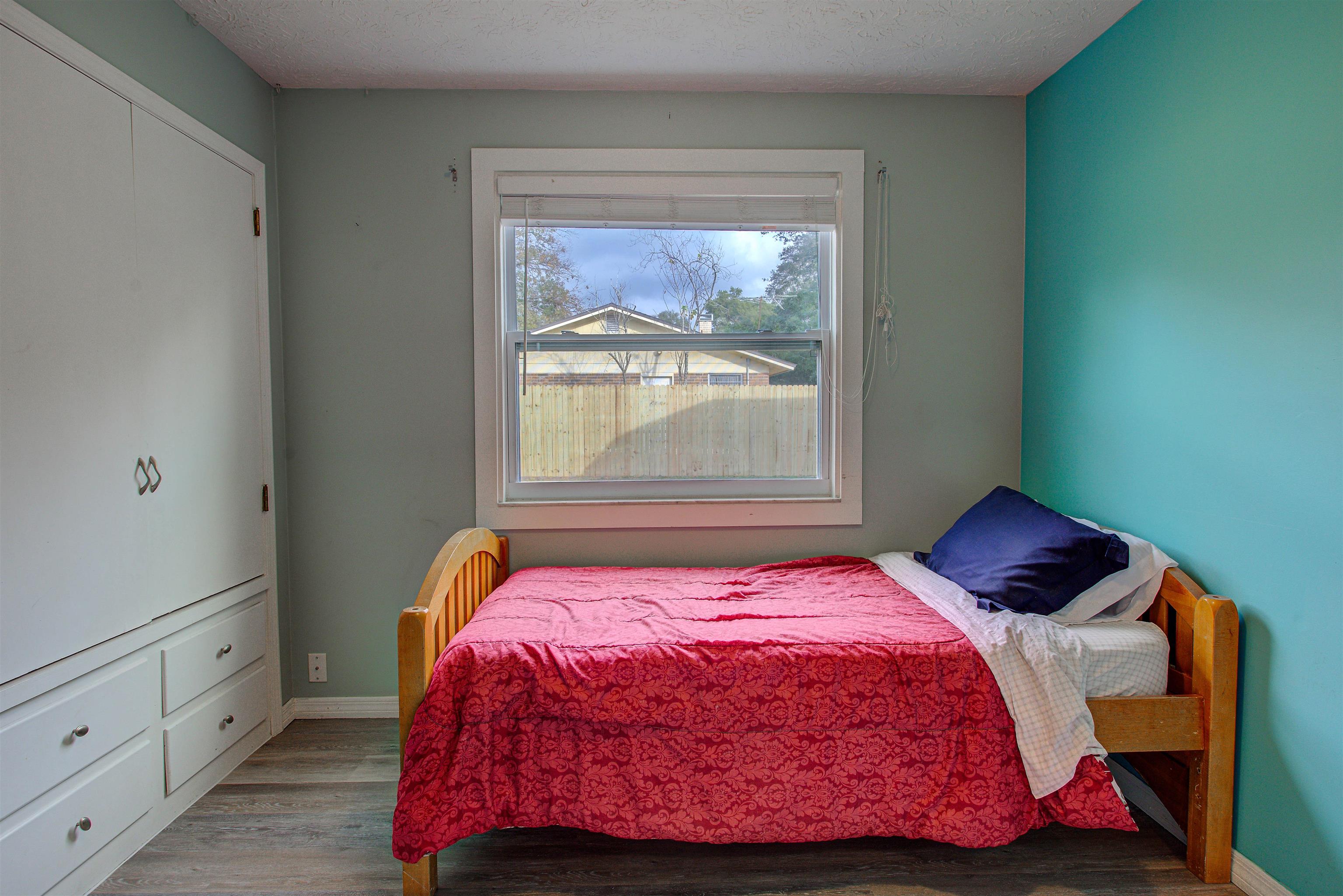 Image 56 of 89 For 4504 Wilderness Ln N