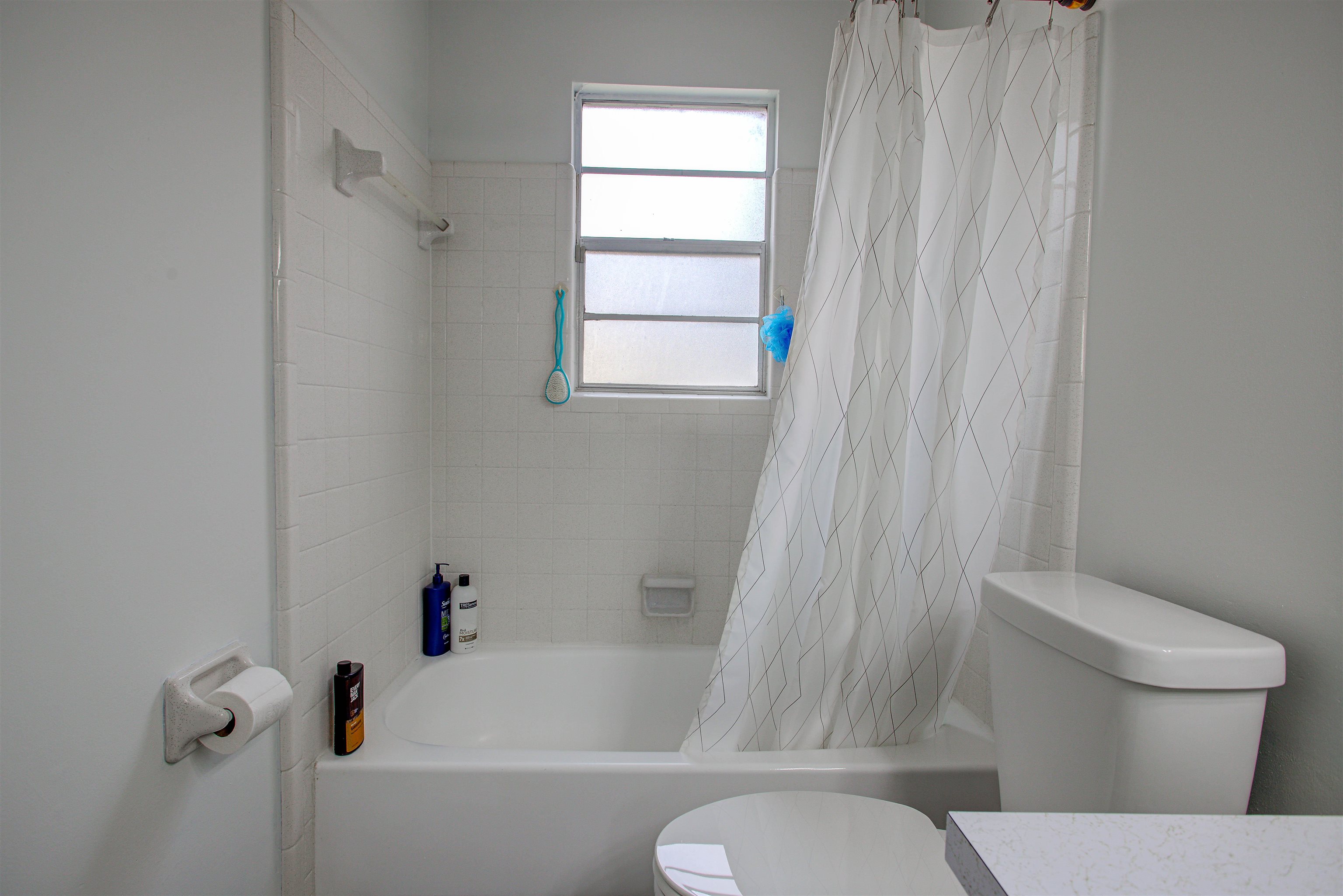 Image 61 of 89 For 4504 Wilderness Ln N