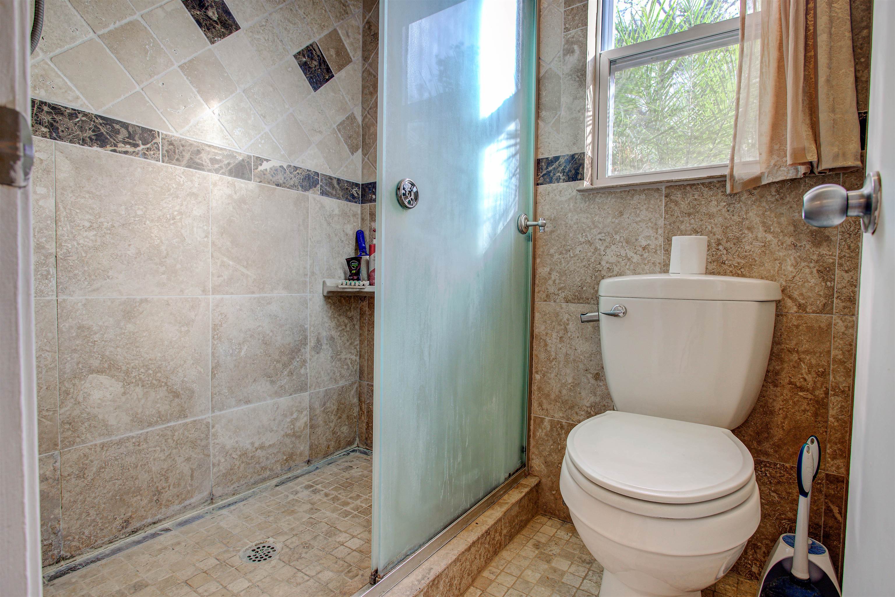 Image 71 of 89 For 4504 Wilderness Ln N