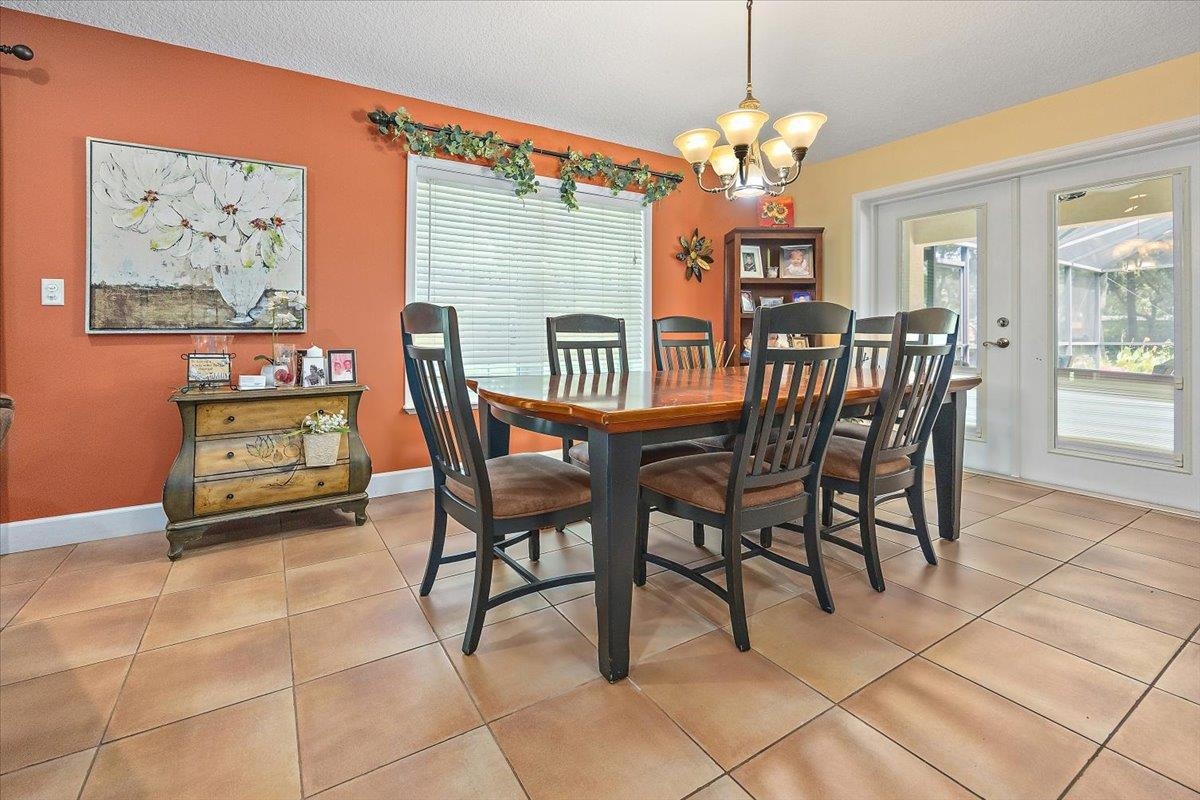 Image 11 of 33 For 2891 Bradford St.