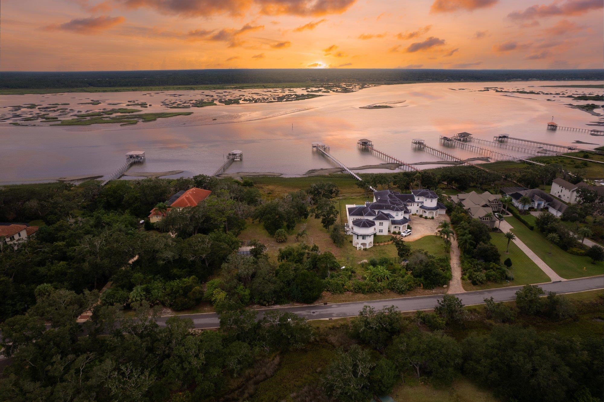 Image 5 of 9 For 949 Griffin Shores Dr N