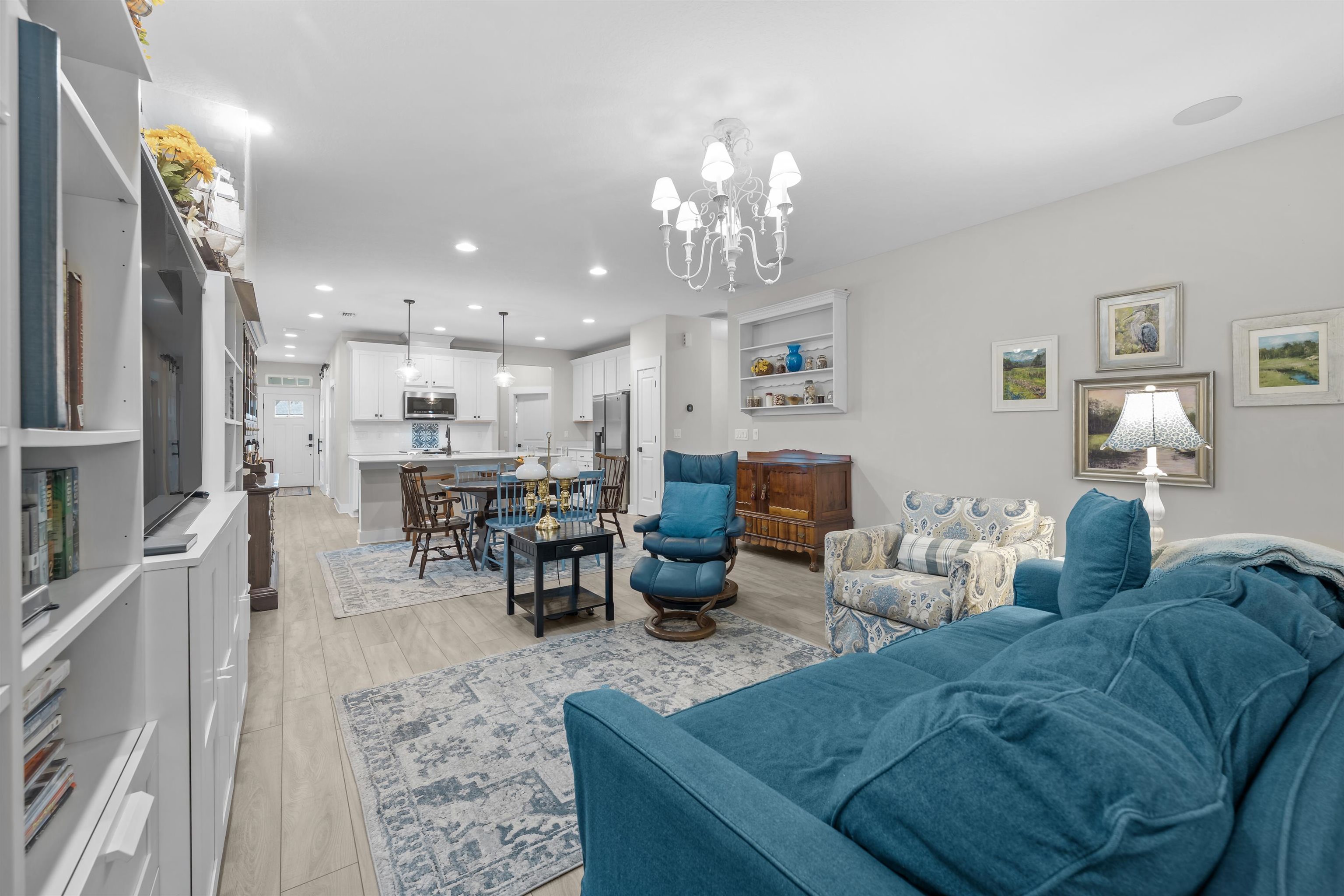 Image 11 of 47 For 276 Bella Dr