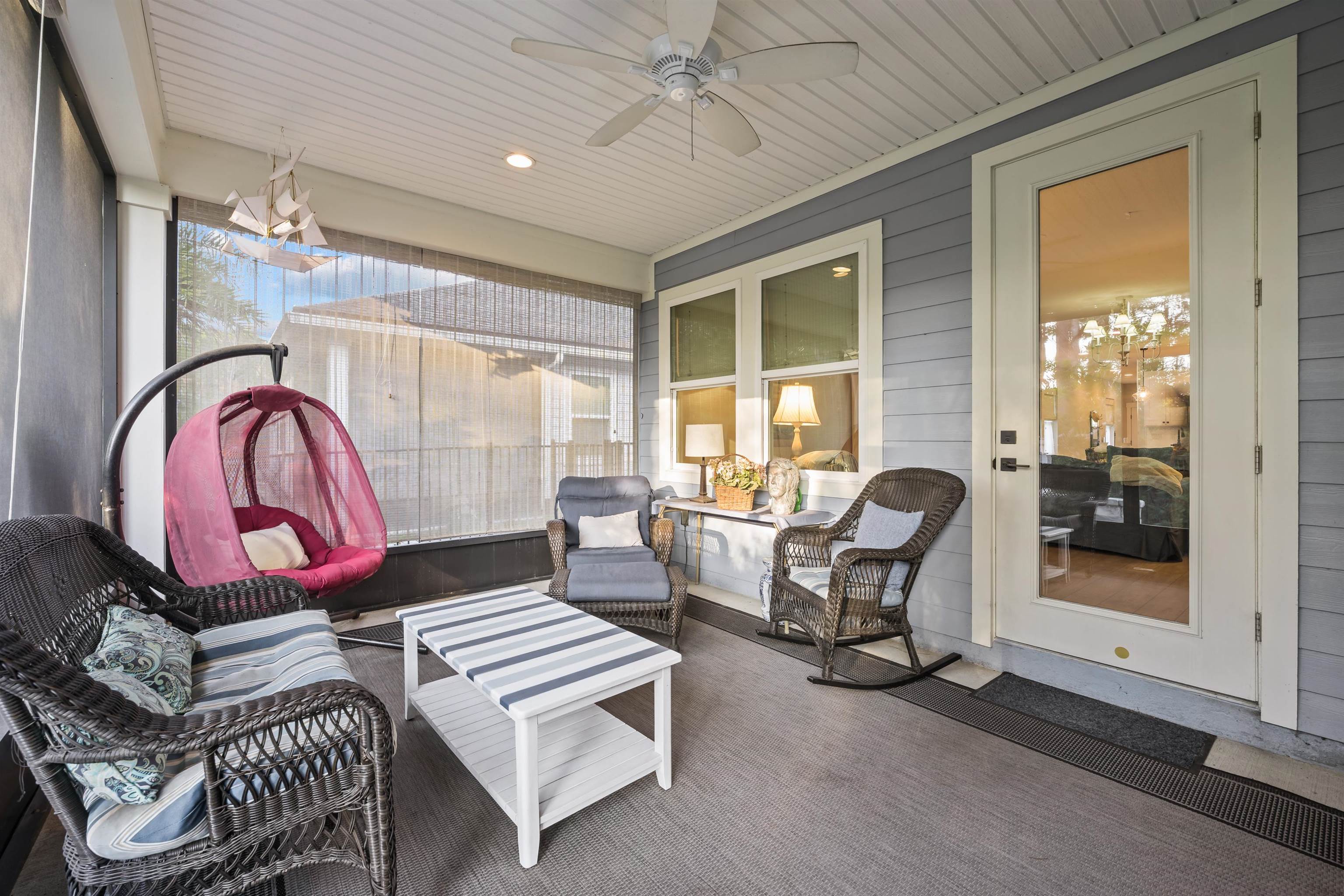 Image 22 of 47 For 276 Bella Dr