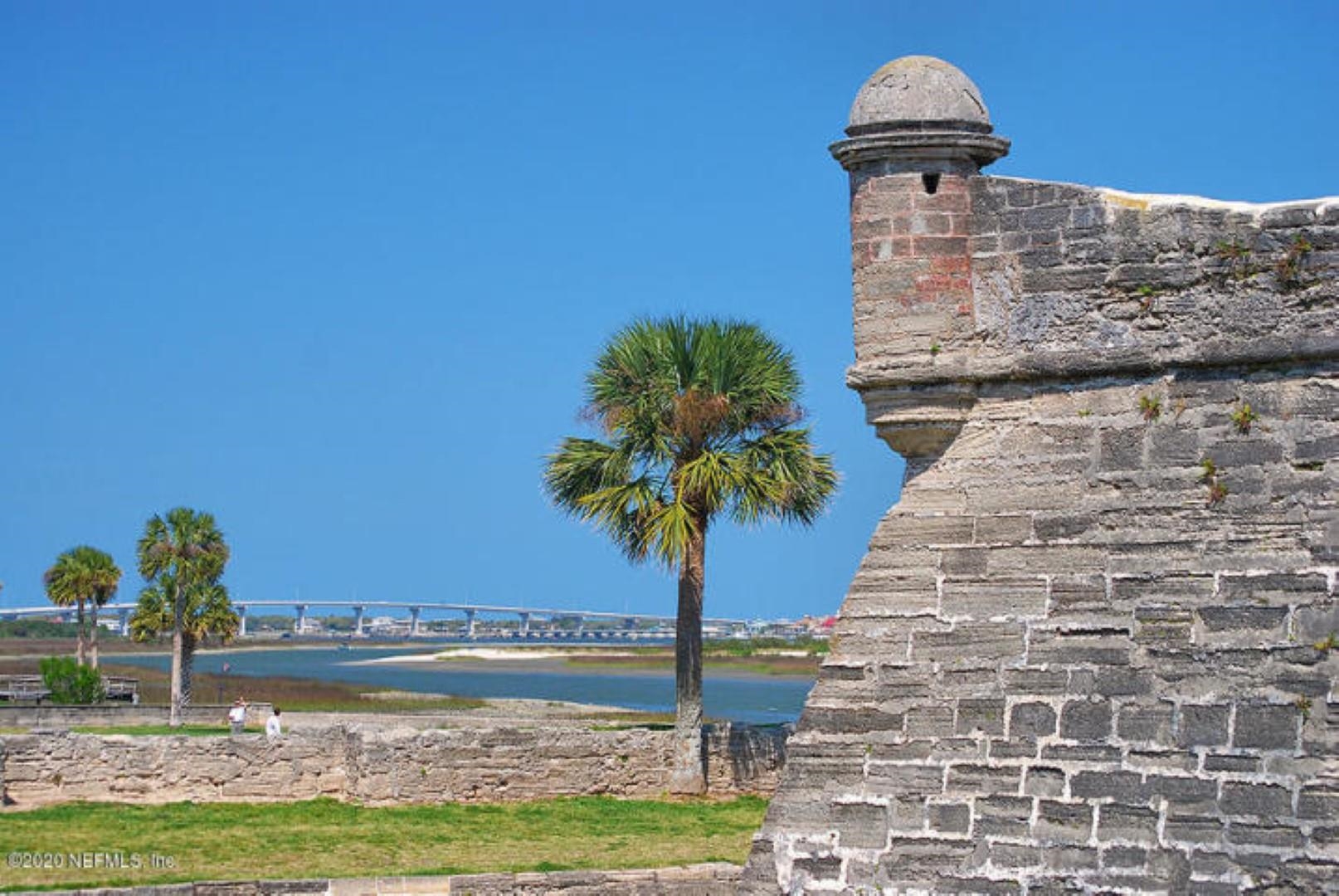 Image 42 of 47 For 276 Bella Dr