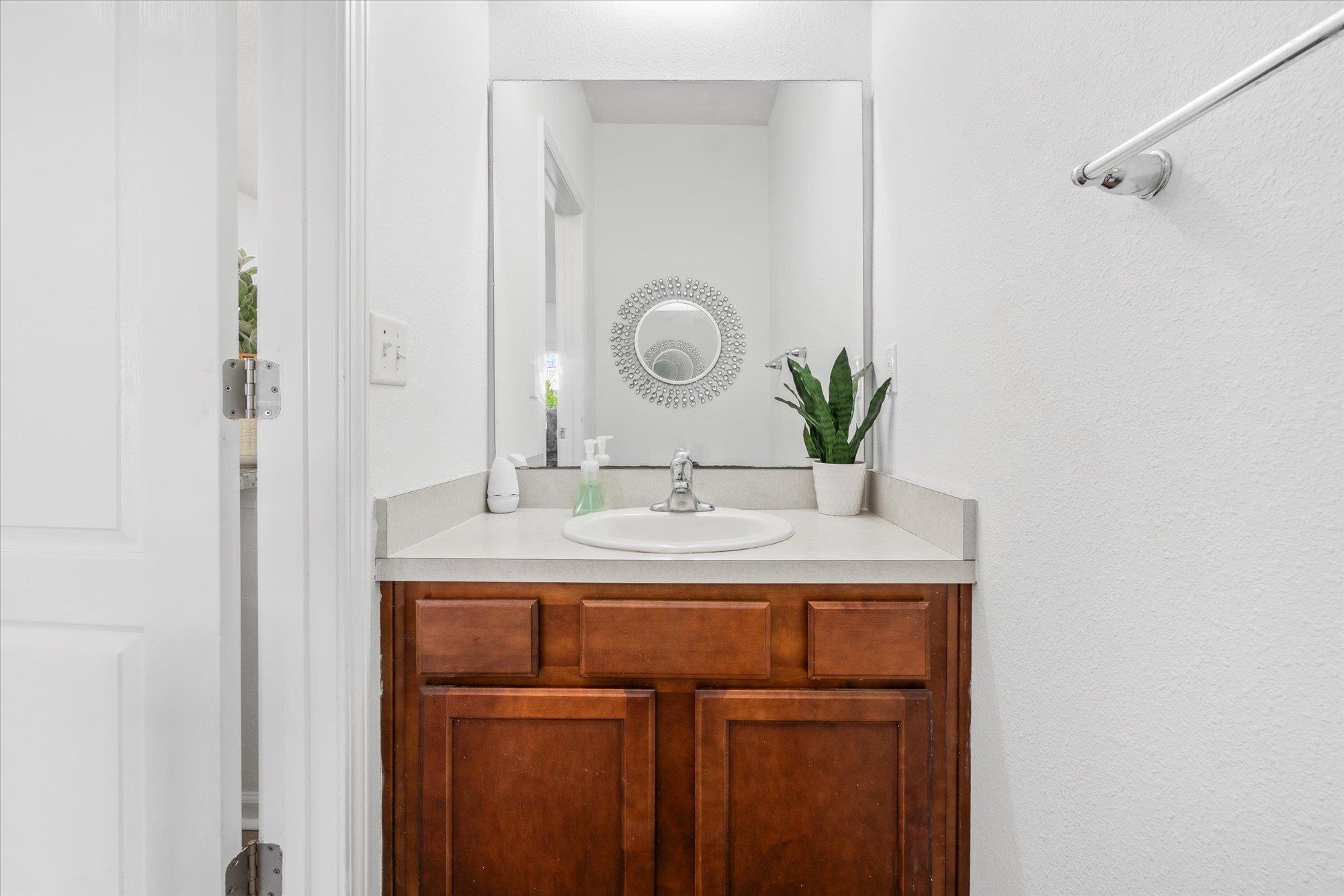 Image 12 of 42 For 93 Whitland Way