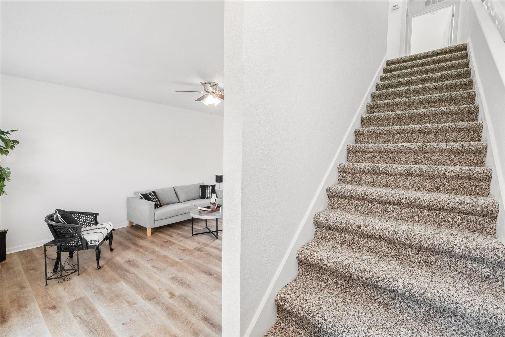 Image 13 of 42 For 93 Whitland Way