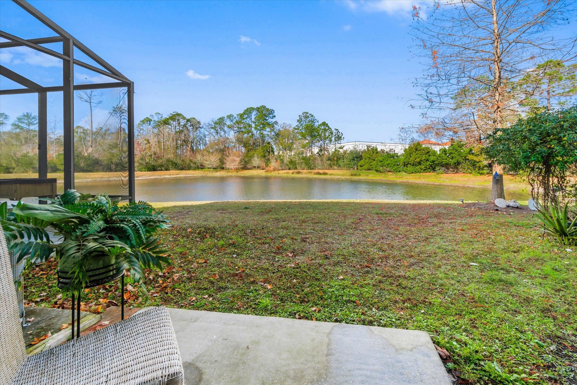 Image 24 of 42 For 93 Whitland Way