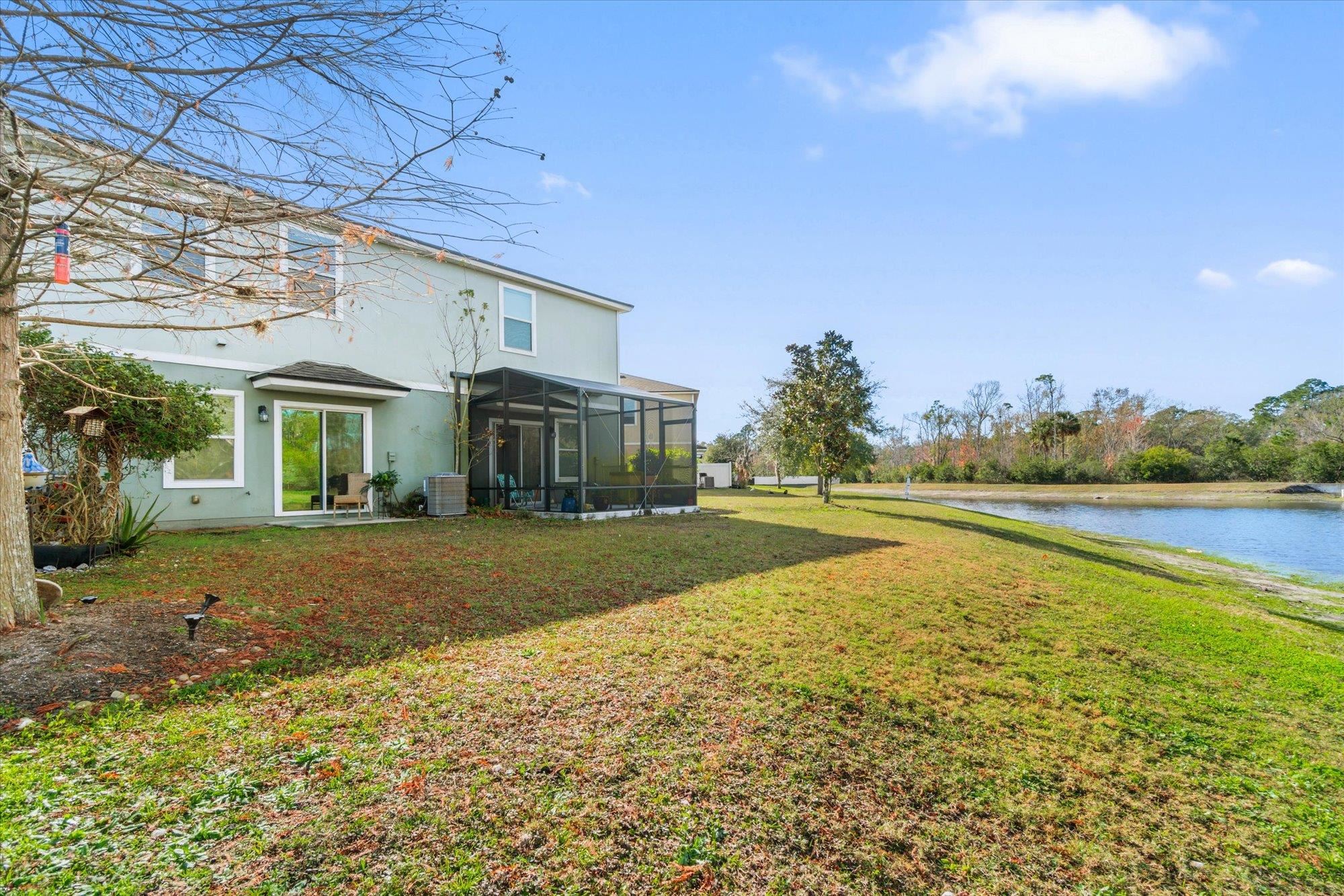 Image 26 of 42 For 93 Whitland Way