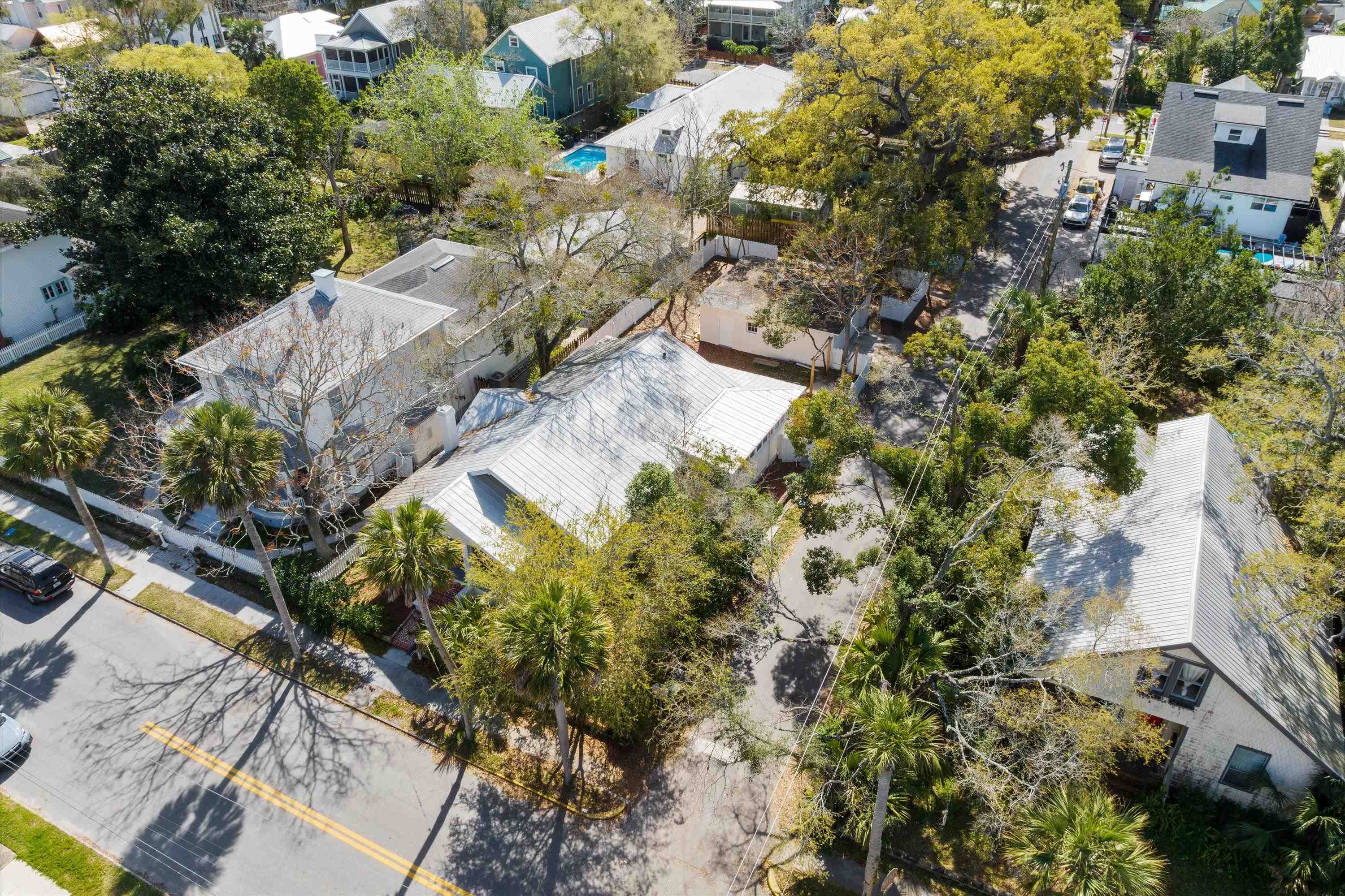 Image 35 of 37 For 33 Cincinnati Ave.