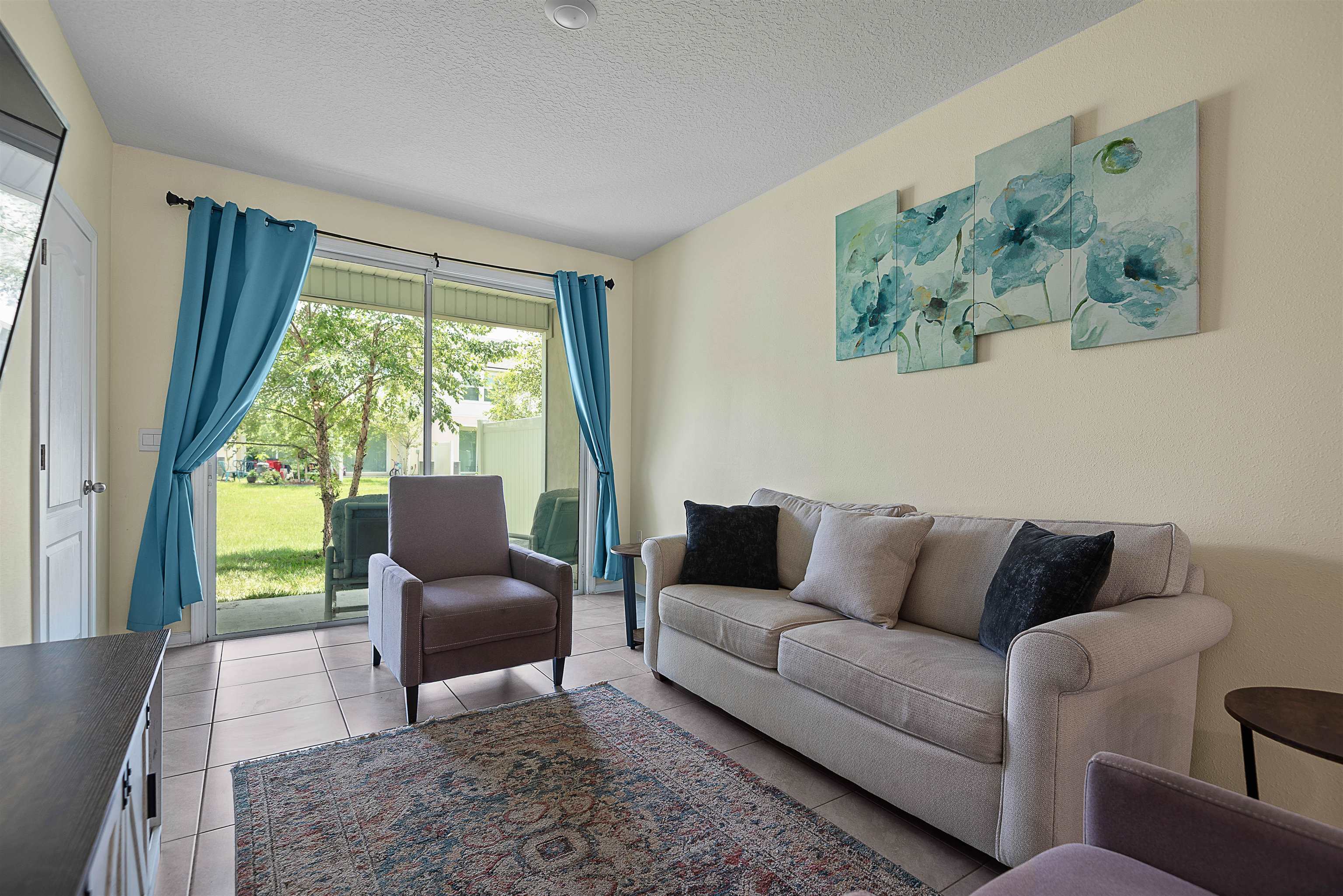 Image 3 of 37 For 877 Rotary Road