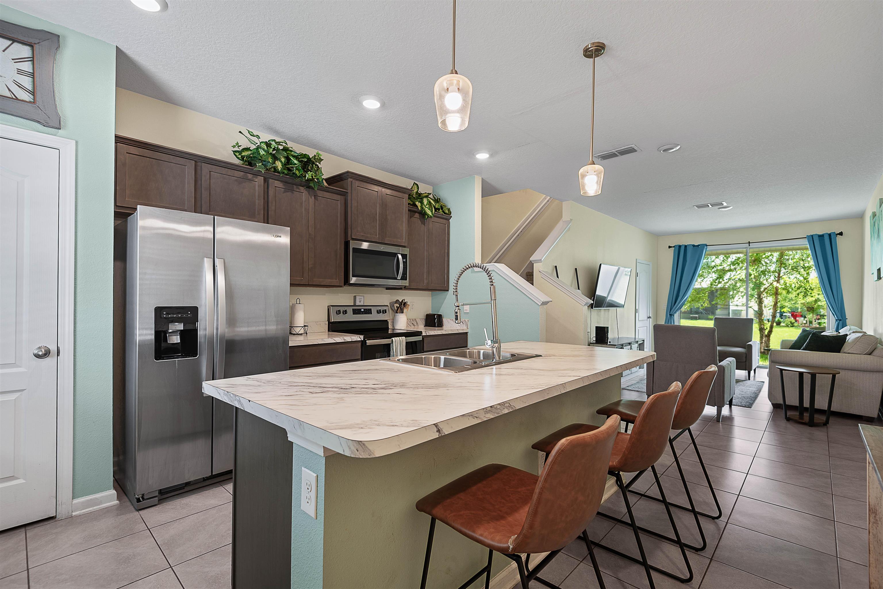 Image 6 of 37 For 877 Rotary Road