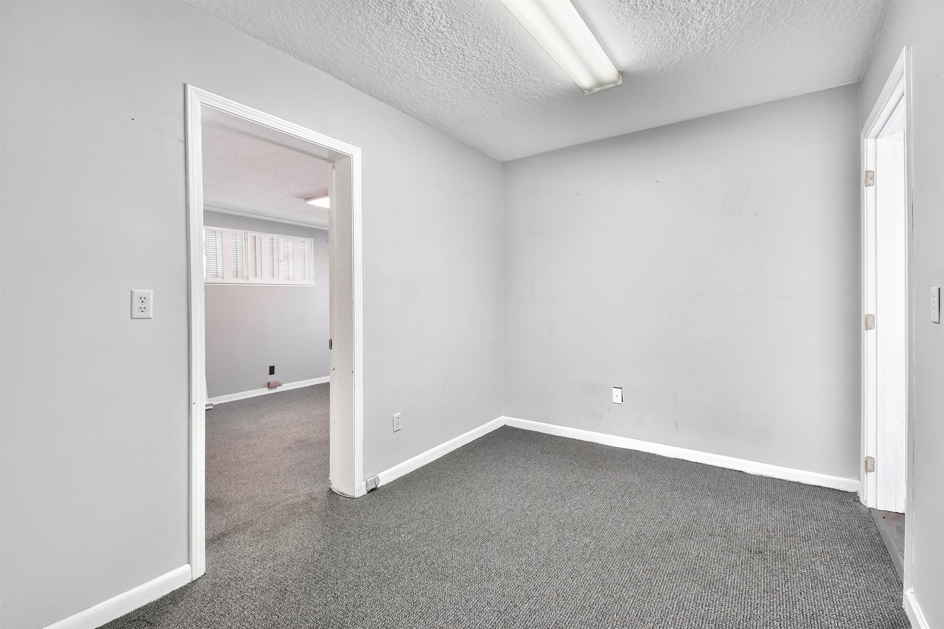 Image 11 of 11 For 2968 Rainbow Rd