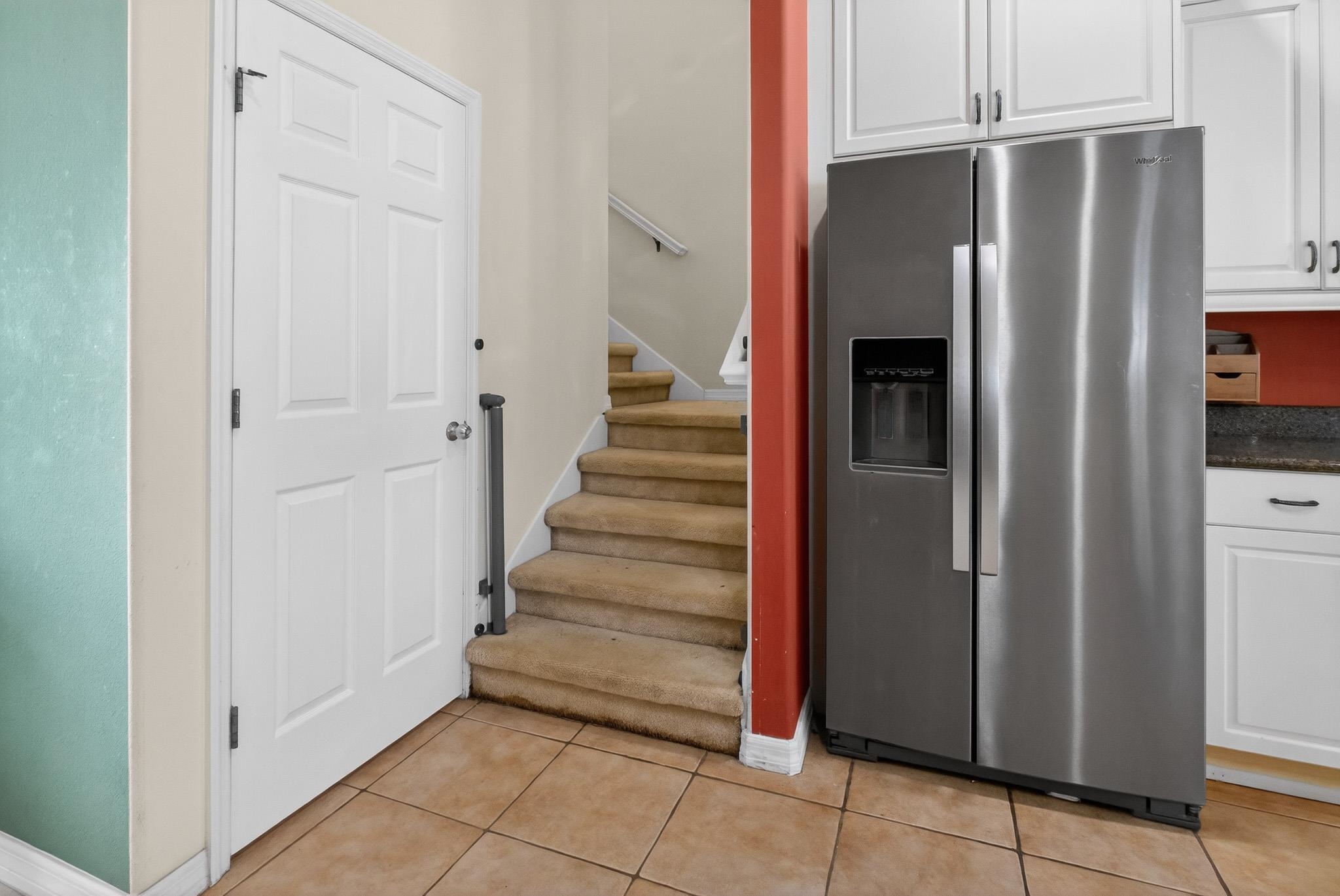 Image 15 of 50 For 18 Lewiston Ct