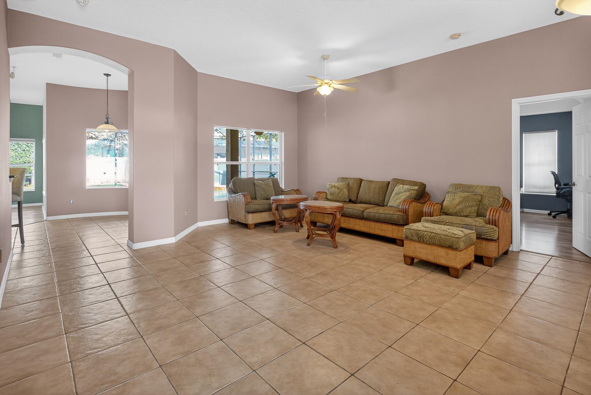 Image 16 of 50 For 18 Lewiston Ct