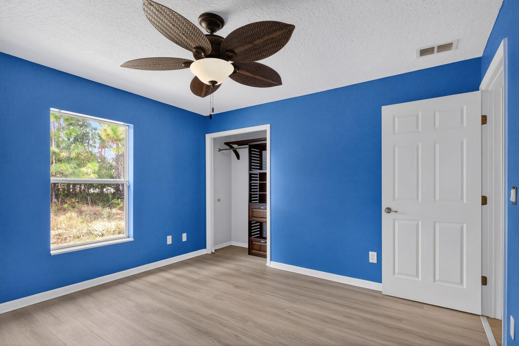 Image 30 of 50 For 18 Lewiston Ct