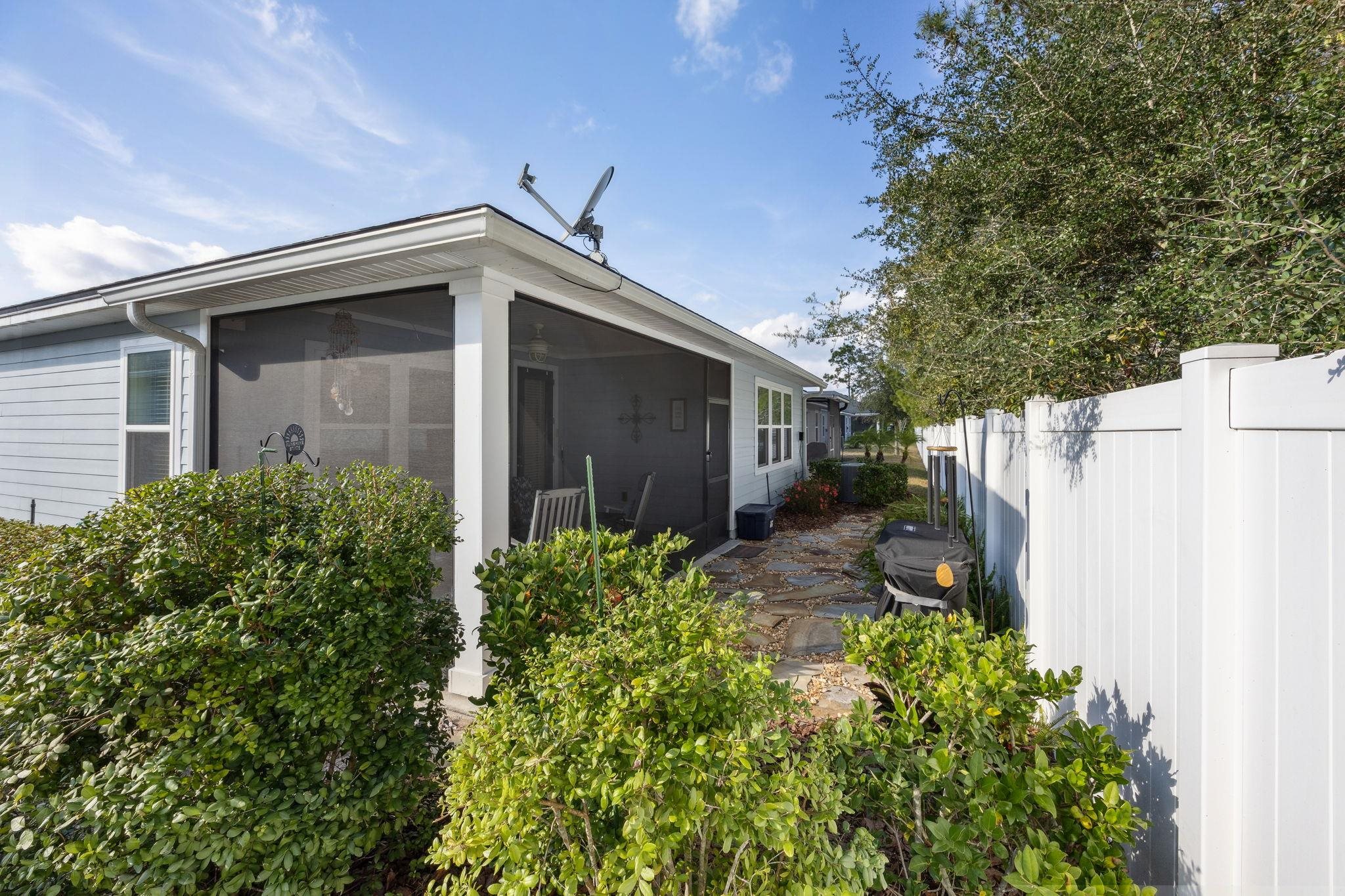 Image 25 of 53 For 244 Caretta Cir